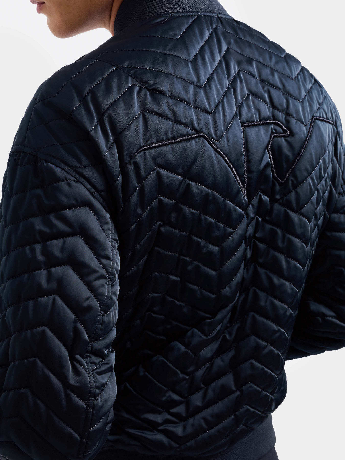 Куртки та дублянки Emporio Armani модель 6D1B71-1NUAZ-0920 Фото