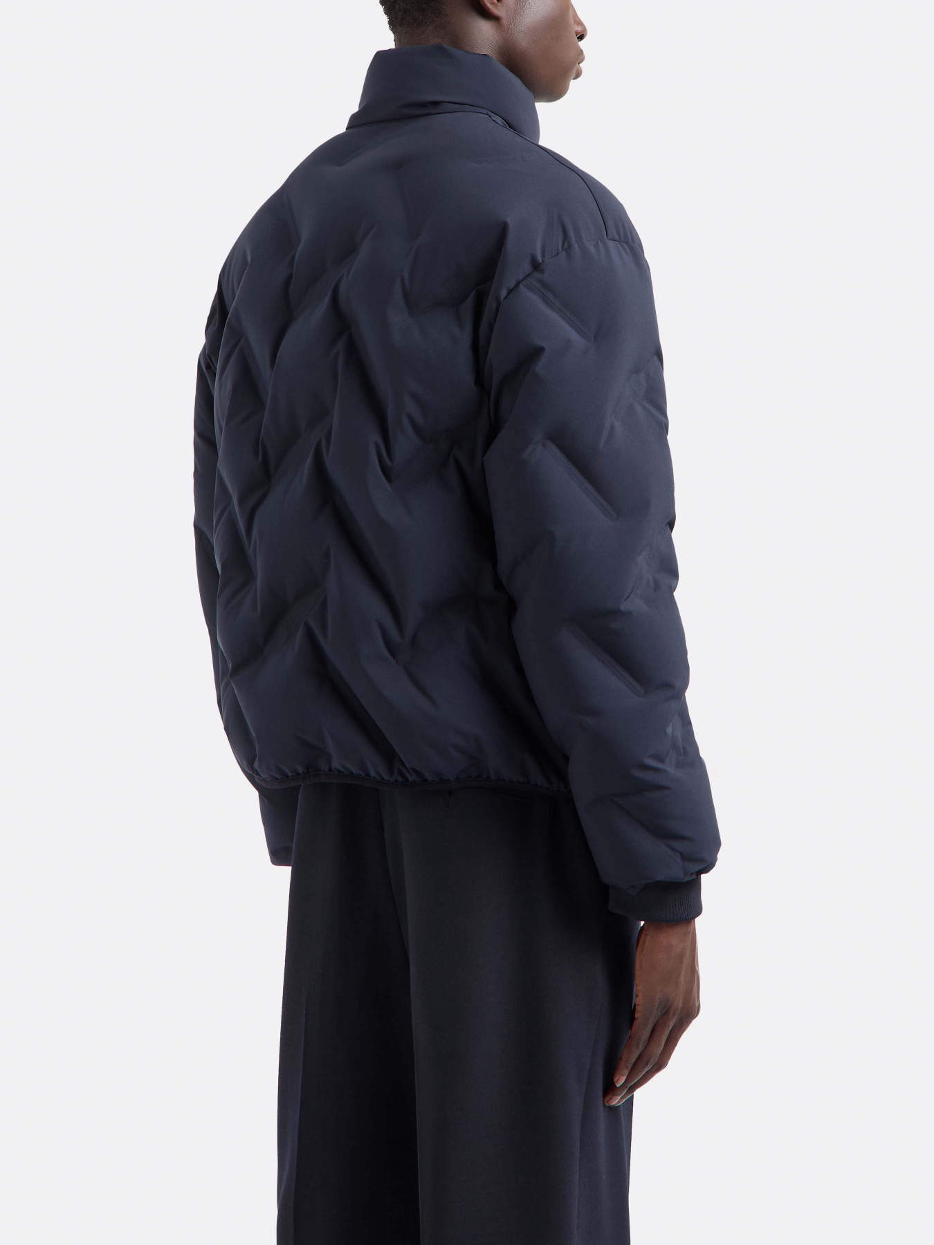Куртки и дубленки Emporio Armani модель 6D1BD6-1NUEZ-0920 Куртки и дубленки Emporio Armani модель 6D1BD6-1NUEZ-0920 Фото