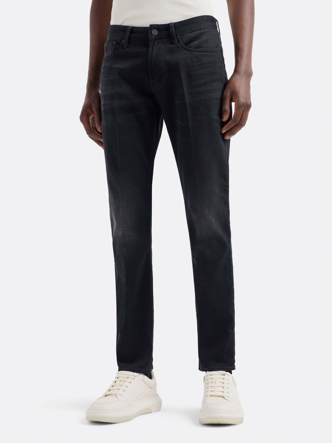 Джинси Emporio Armani модель 6D1J06-1D96Z-0006 Джинси Emporio Armani модель 6D1J06-1D96Z-0006 Фото