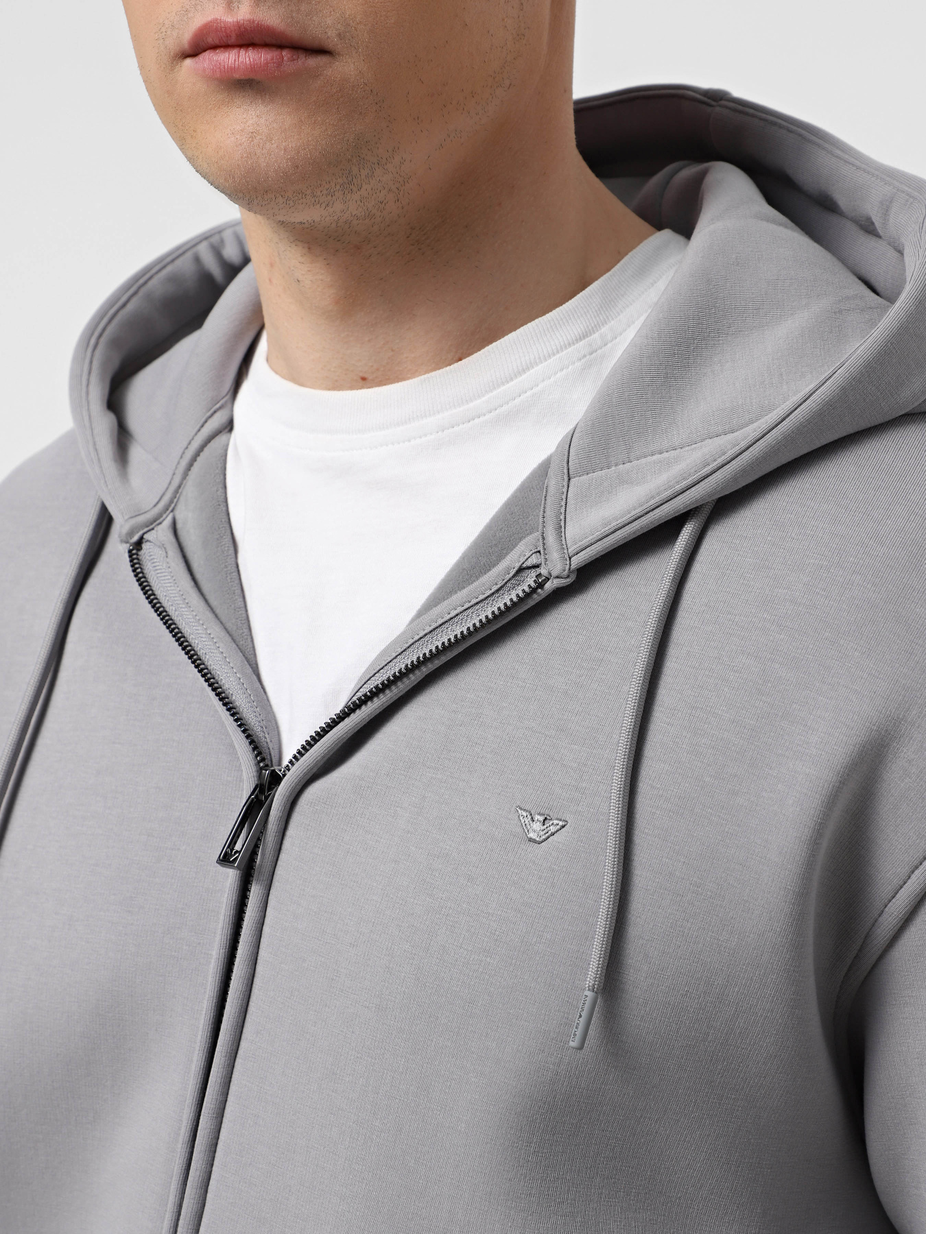 Худи и свитшоты Emporio Armani модель 6D1M90-1JOTZ-06K3 Худи и свитшоты Emporio Armani модель 6D1M90-1JOTZ-06K3 Фото