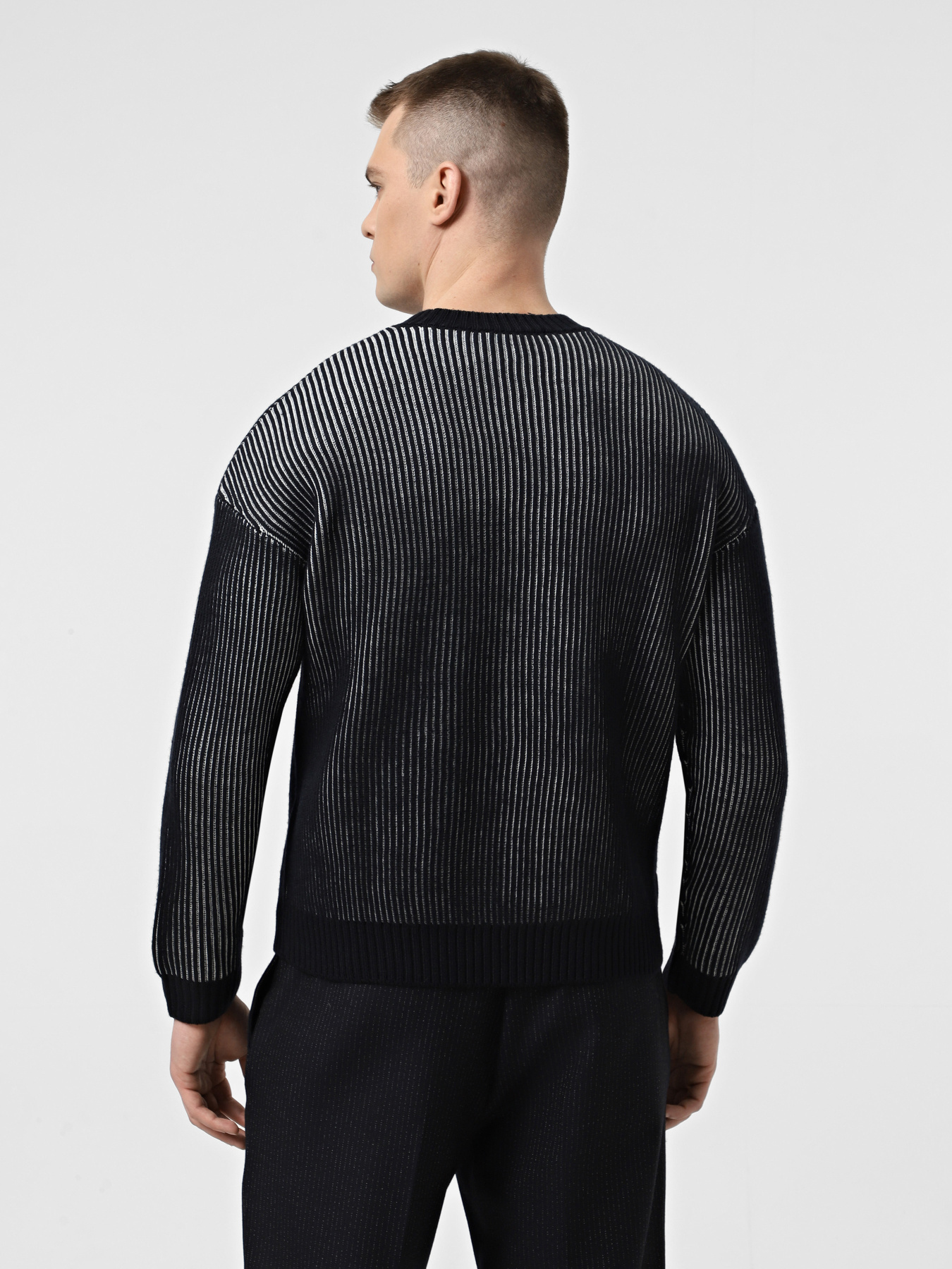 Свитры и кардиганы Emporio Armani модель 6D1MXA-1MJHZ-F939 Свитры и кардиганы Emporio Armani модель 6D1MXA-1MJHZ-F939 Фото