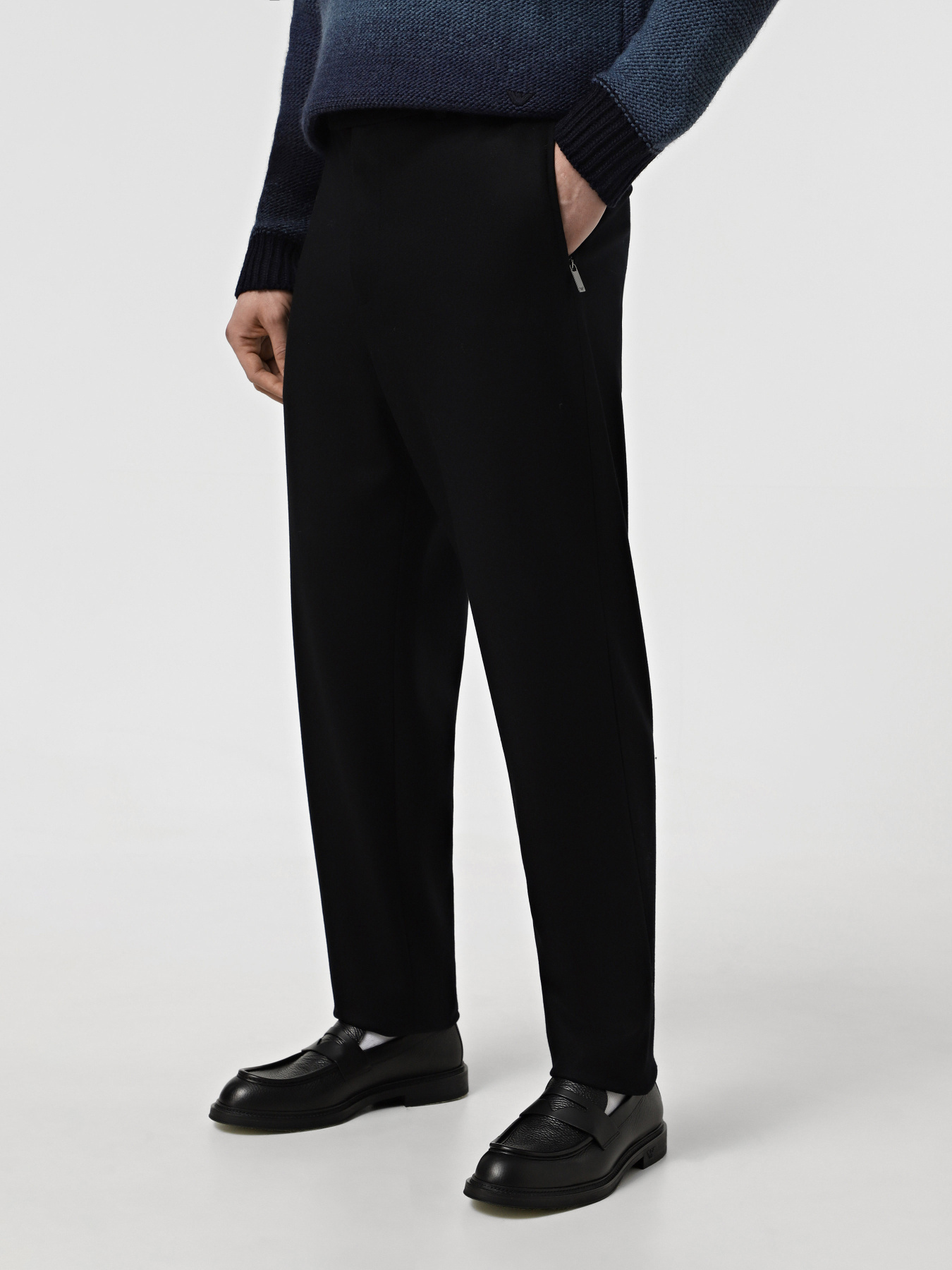 Штани Emporio Armani модель EM000158-TE11131-UC001 Штани Emporio Armani модель EM000158-TE11131-UC001 Фото