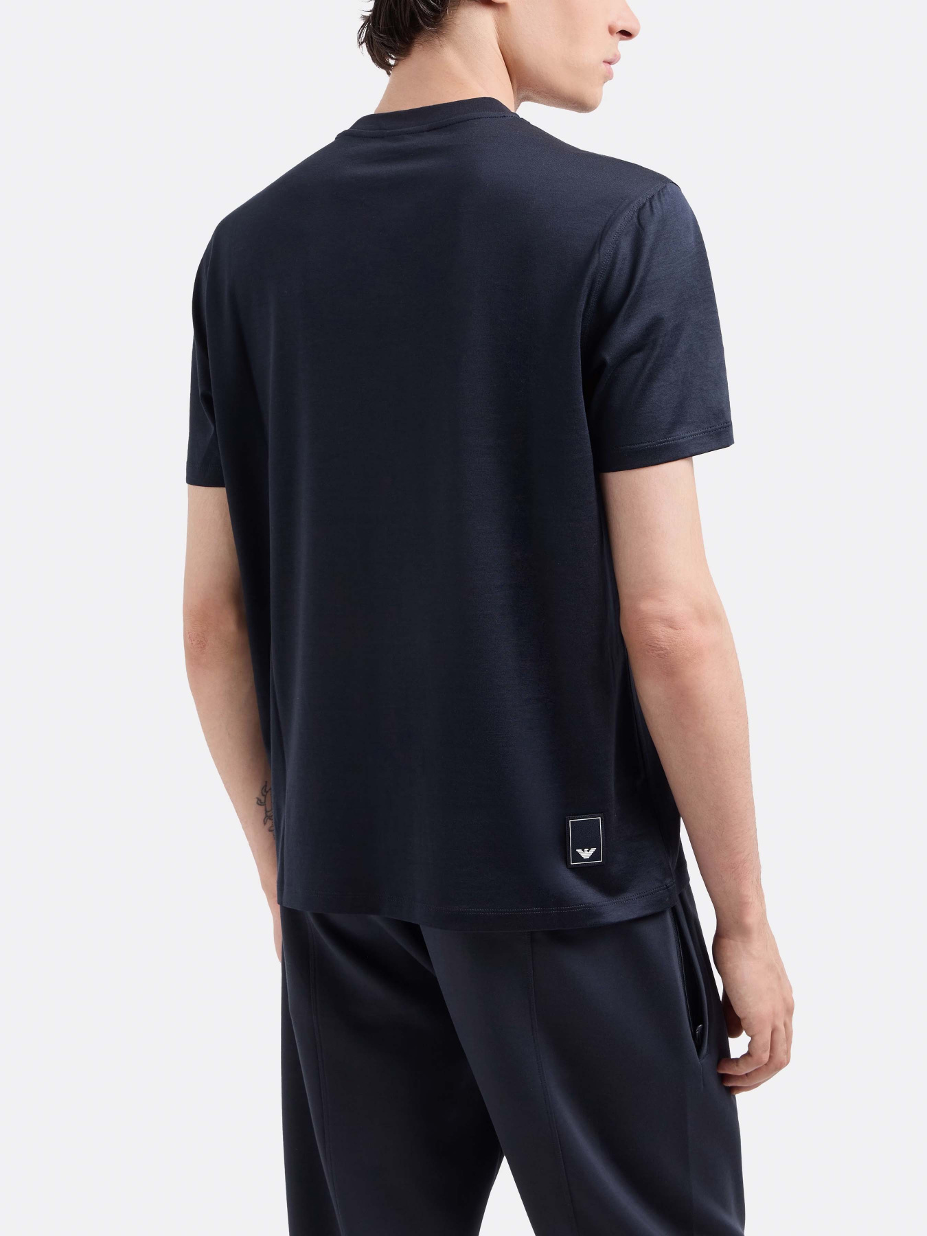Футболки і поло Emporio Armani Travel Essentials модель EM000311-AF10761-UB118 Футболки і поло Emporio Armani Travel Essentials модель EM000311-AF10761-UB118 Фото