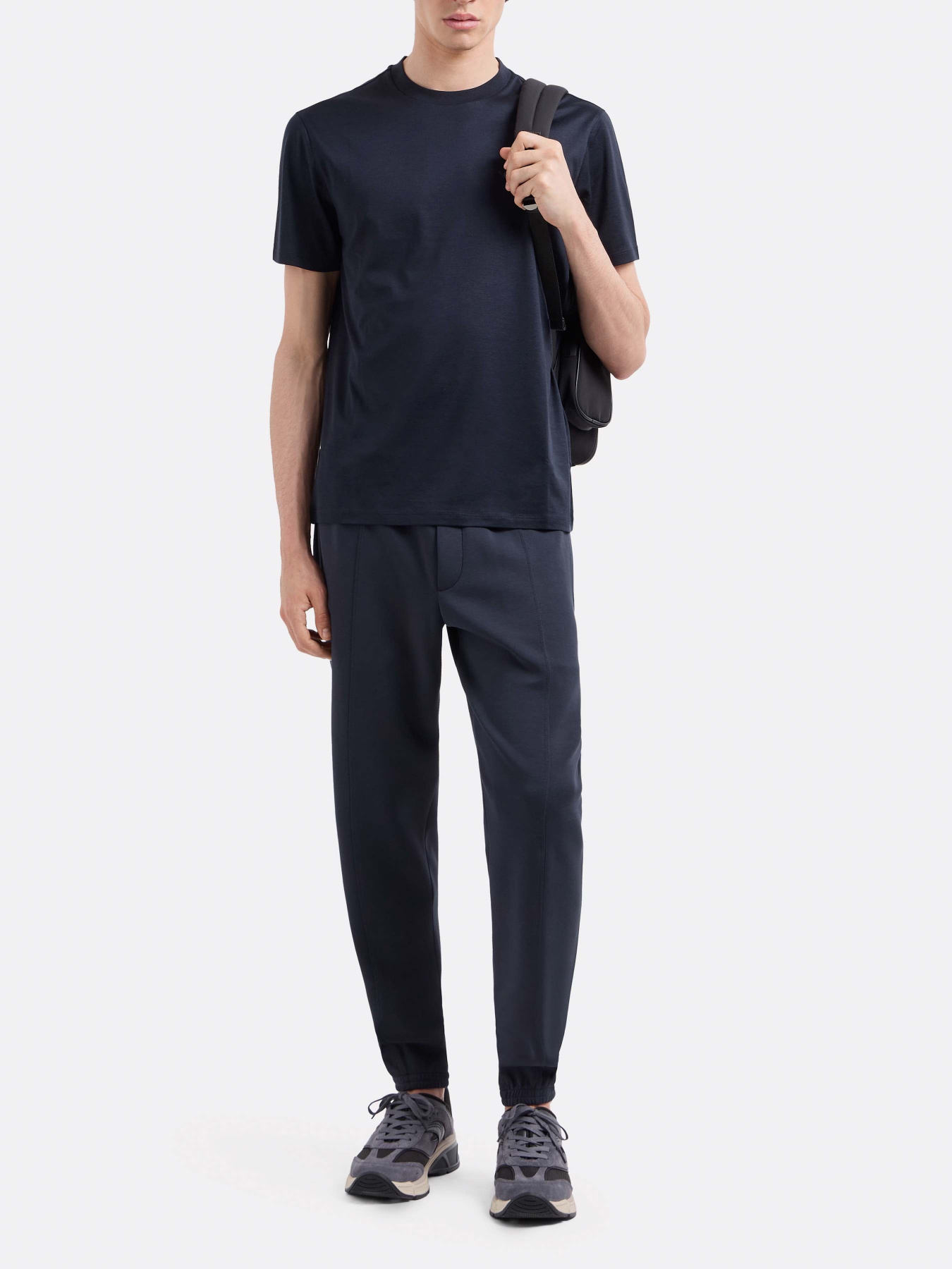 Футболки і поло Emporio Armani Travel Essentials модель EM000311-AF10761-UB118 Футболки і поло Emporio Armani Travel Essentials модель EM000311-AF10761-UB118 Фото