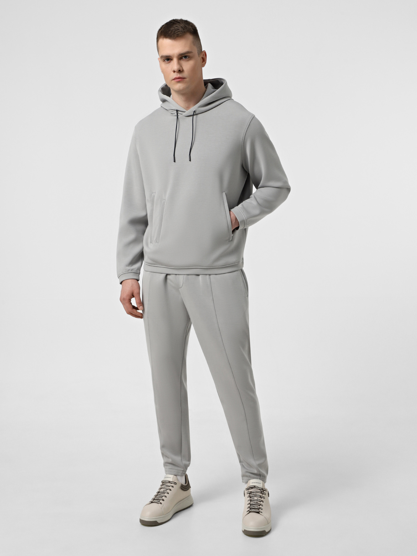 Худи и свитшоты Emporio Armani Travel Essentials модель EM000314-AF10103-U8062 Фото