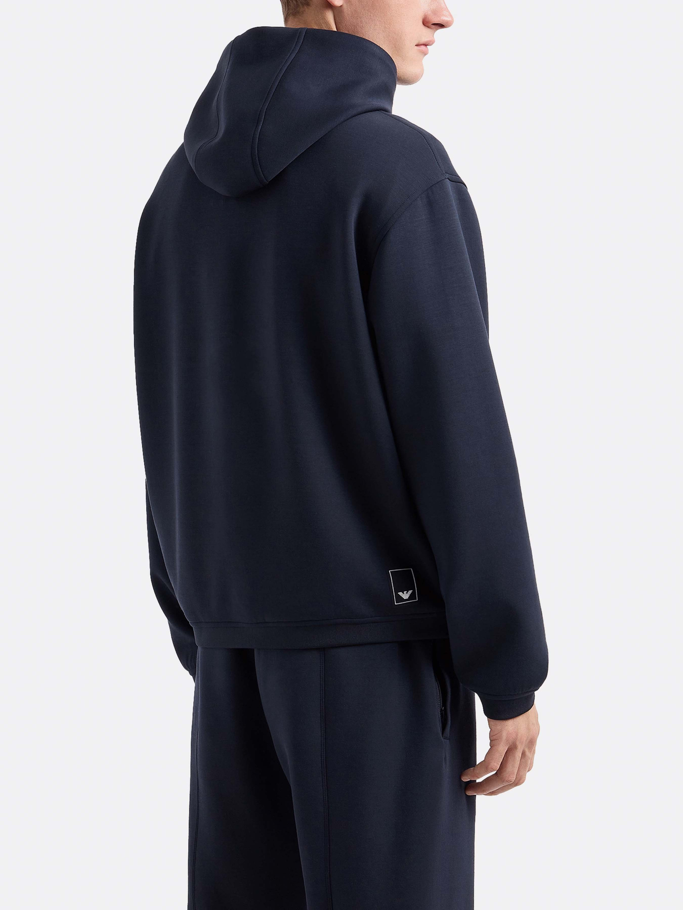 Худи и свитшоты Emporio Armani Travel Essentials модель EM000314-AF10103-UB118 Фото