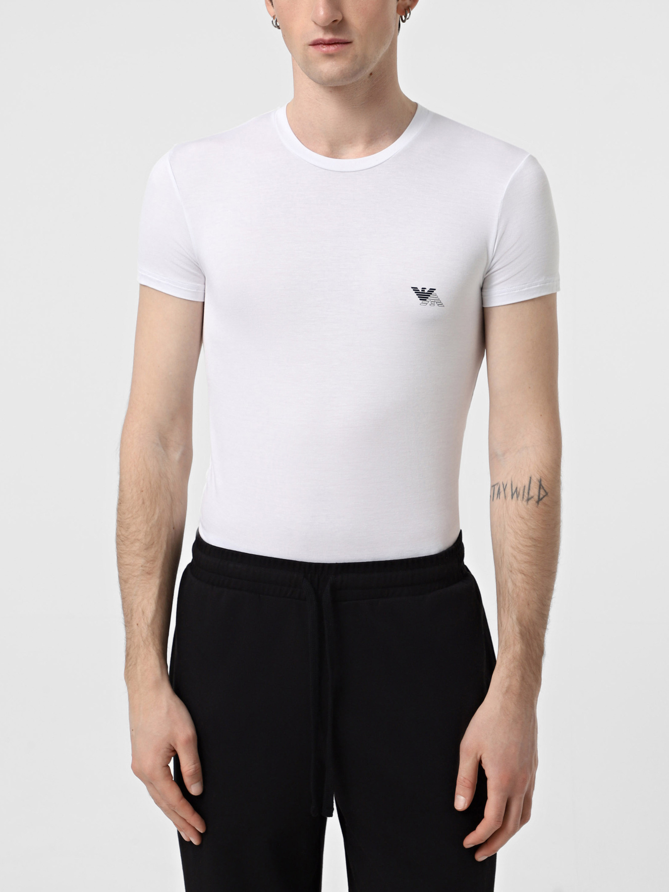 Футболки і поло Emporio Armani модель 111670-4F733-10410 Фото