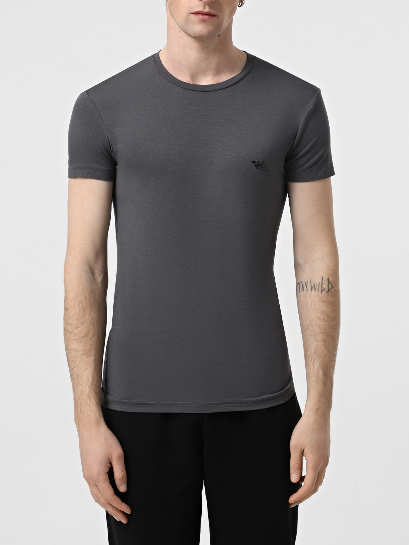 Футболки і поло Emporio Armani модель 111670-4F733-29144 Футболки і поло Emporio Armani модель 111670-4F733-29144 Фото