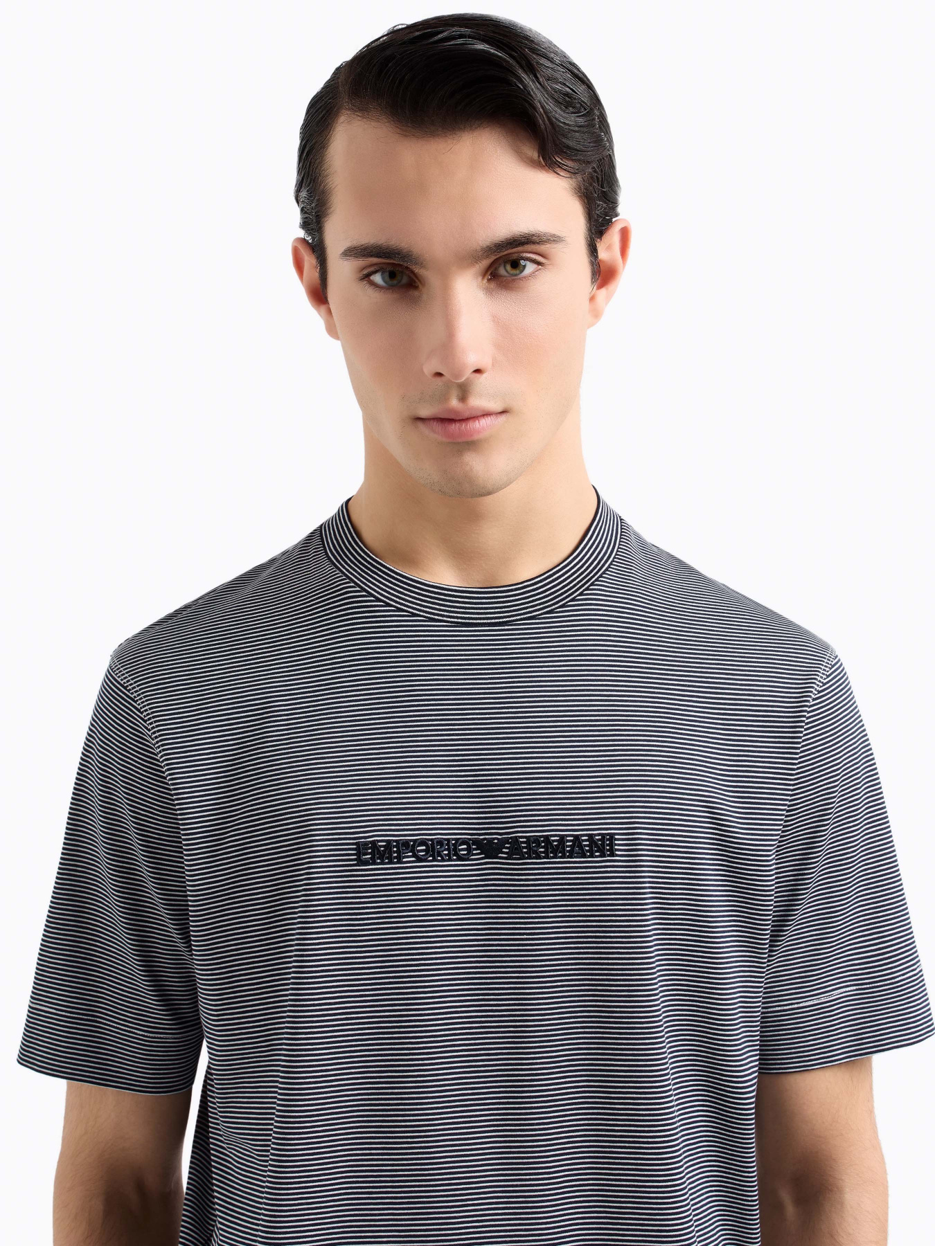 Футболки и поло Emporio Armani модель EM000824-AF12927-F0088 Футболки и поло Emporio Armani модель EM000824-AF12927-F0088 Фото