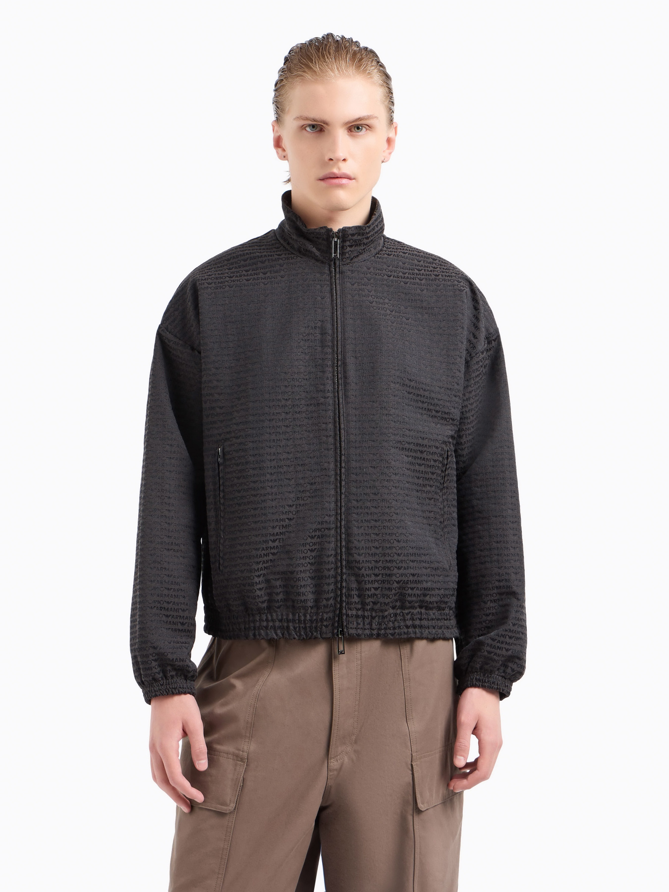 Куртки та дублянки Emporio Armani модель EM001002-AF13688-U8168 Куртки та дублянки Emporio Armani модель EM001002-AF13688-U8168 Фото