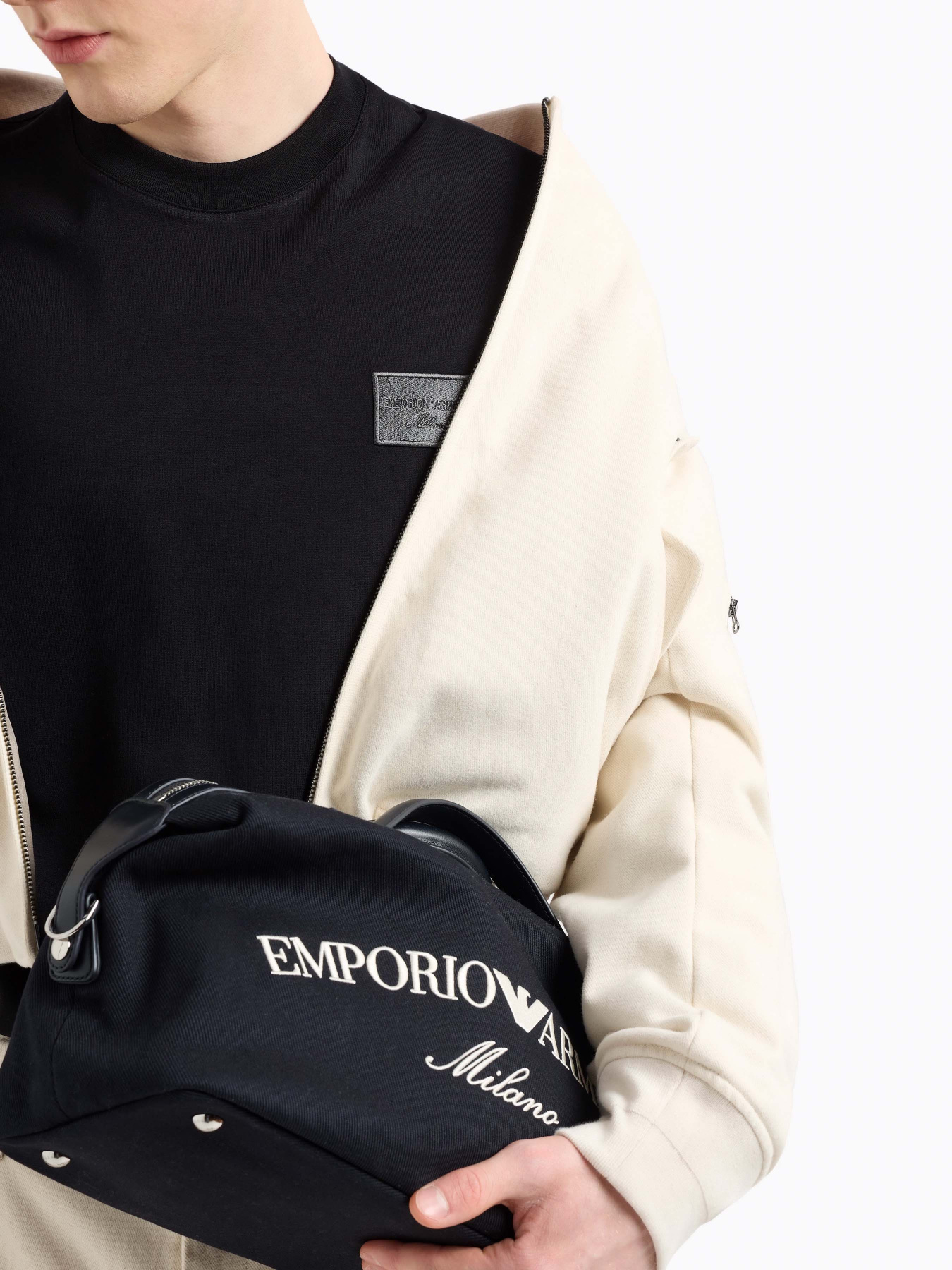 Футболки и поло Emporio Armani модель EM001018-AF12926-UC001 Фото