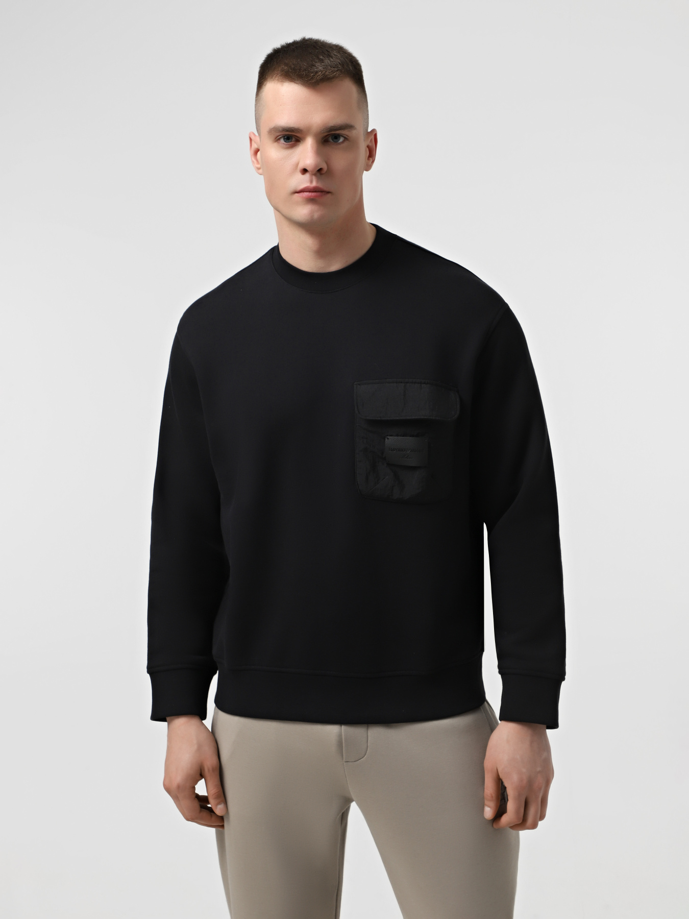 Худи и свитшоты Emporio Armani модель EM001715-AF13713-UC001 Худи и свитшоты Emporio Armani модель EM001715-AF13713-UC001 Фото