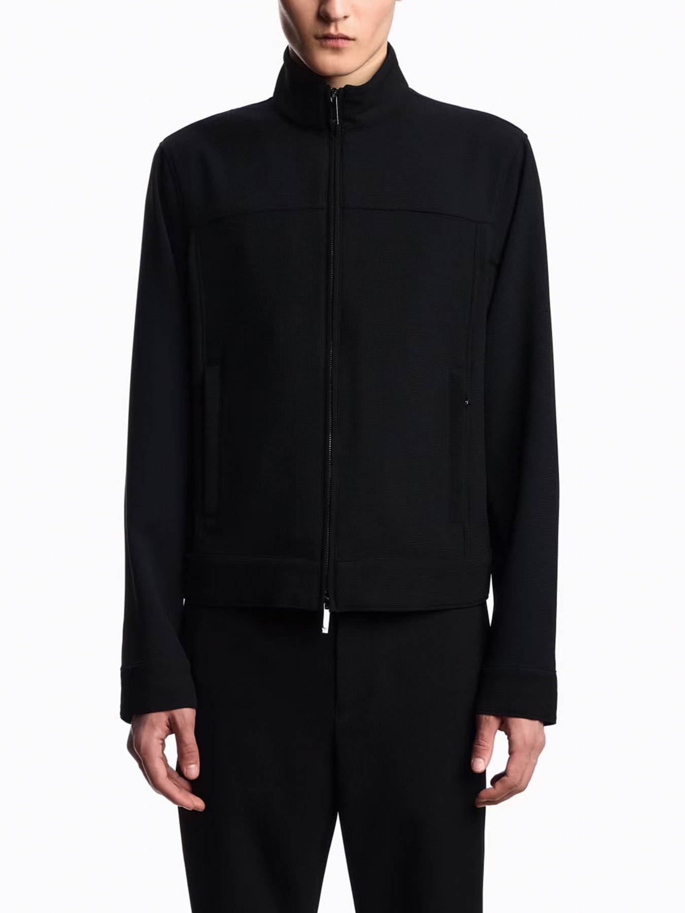 Куртки и дубленки Emporio Armani модель EM001952-TE14101-UC001 Куртки и дубленки Emporio Armani модель EM001952-TE14101-UC001 Фото