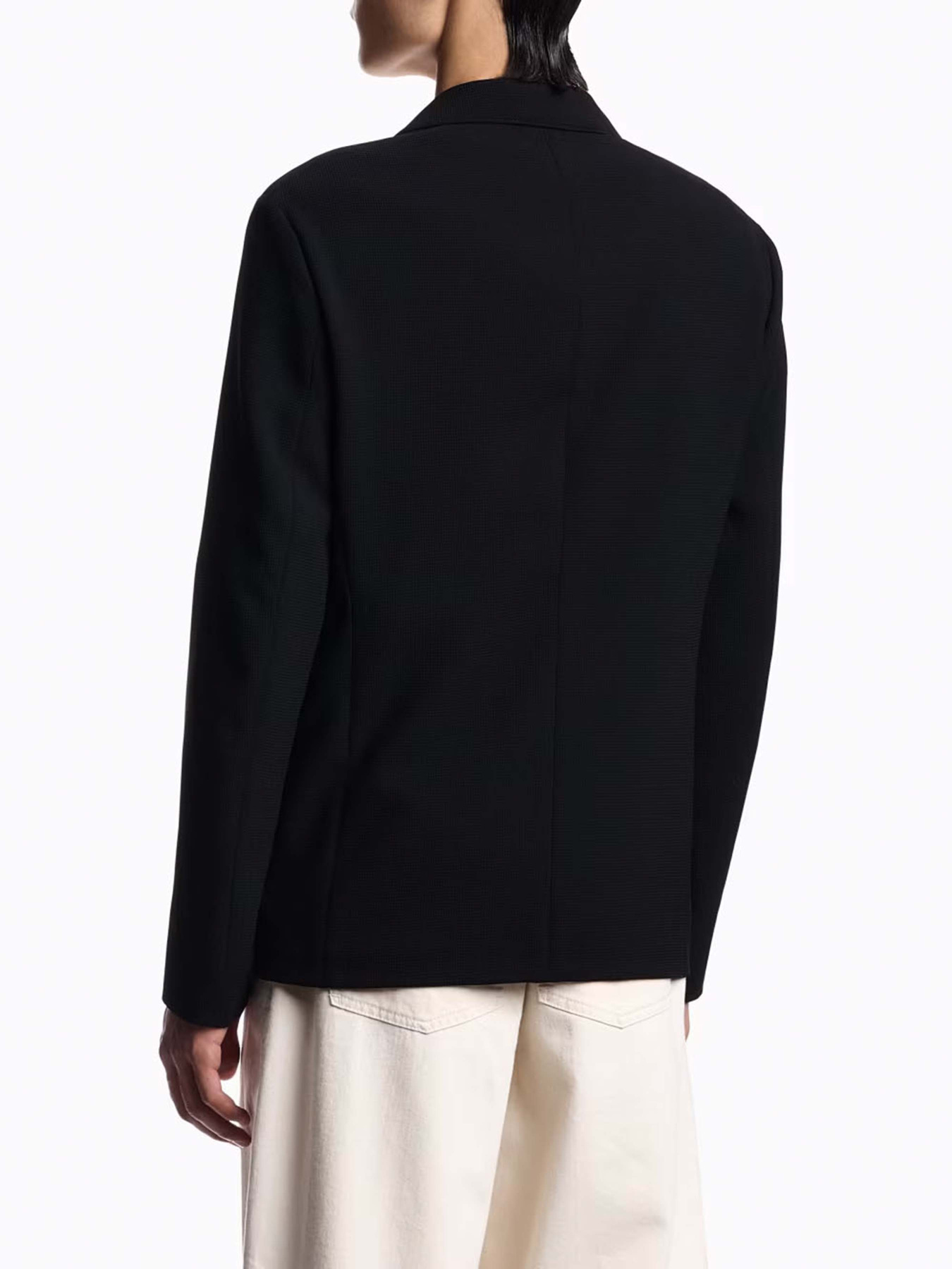Піджаки Emporio Armani модель EM000069-TE14101-UC001 Піджаки Emporio Armani модель EM000069-TE14101-UC001 Фото