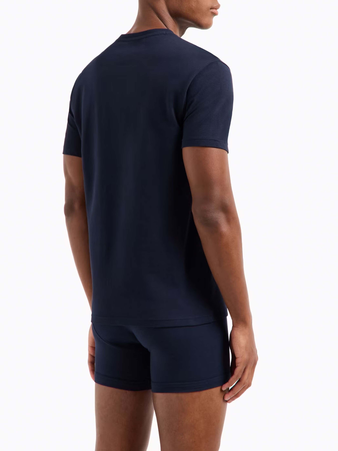 Футболки и поло Emporio Armani модель EM000379-AF10785-UB102 Футболки и поло Emporio Armani модель EM000379-AF10785-UB102 Фото