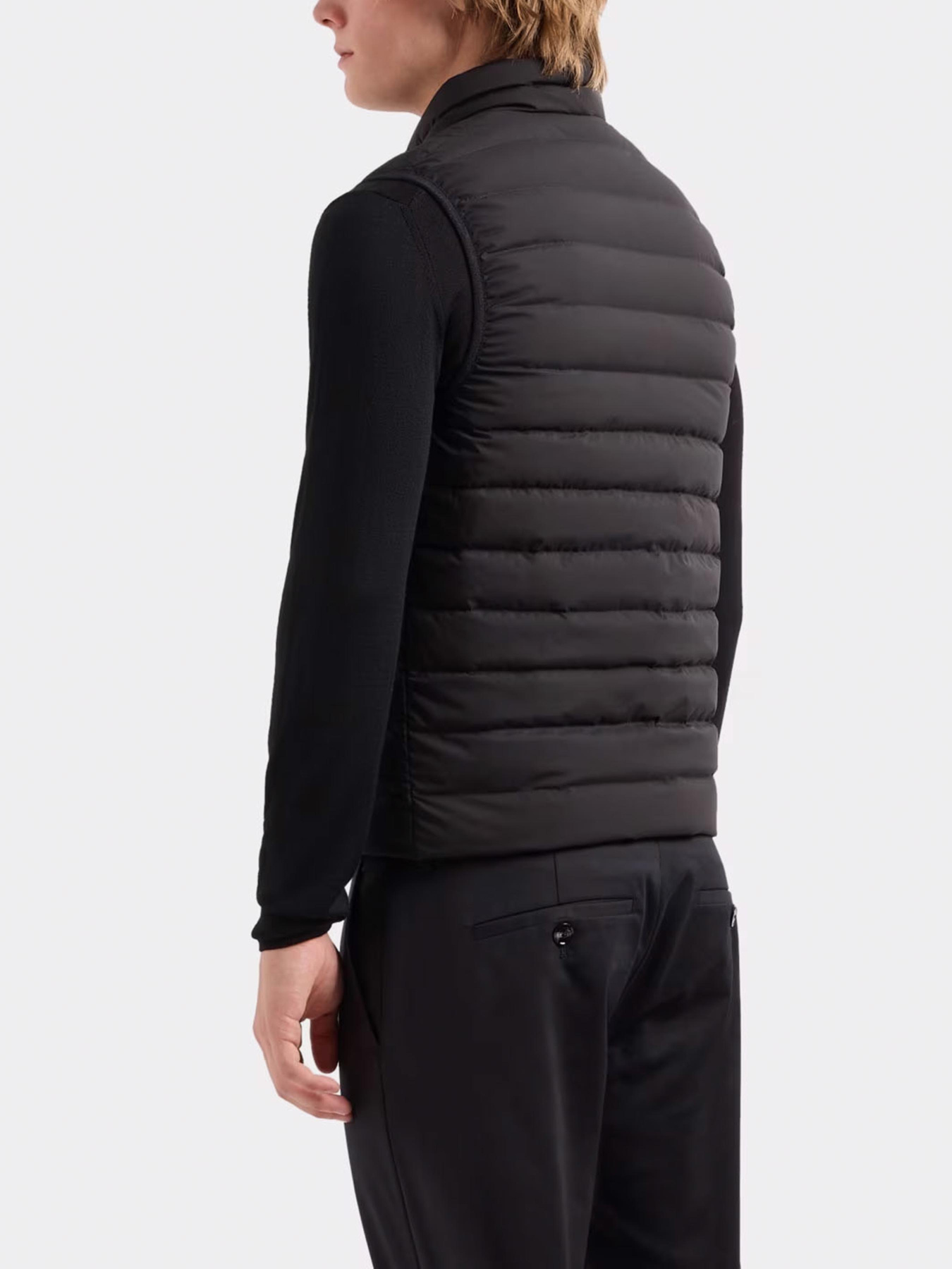 Куртки и дубленки Emporio Armani модель 8N1BQ1-1NLRZ-0999 Фото