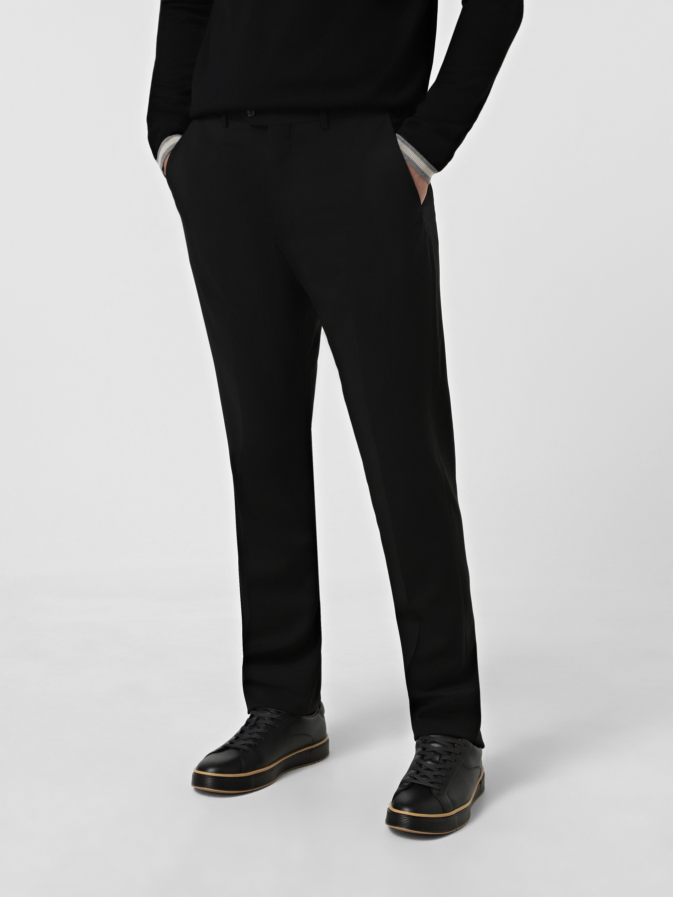 Брюки Emporio Armani модель EM000032-TE10155-UC001 Брюки Emporio Armani модель EM000032-TE10155-UC001 Фото