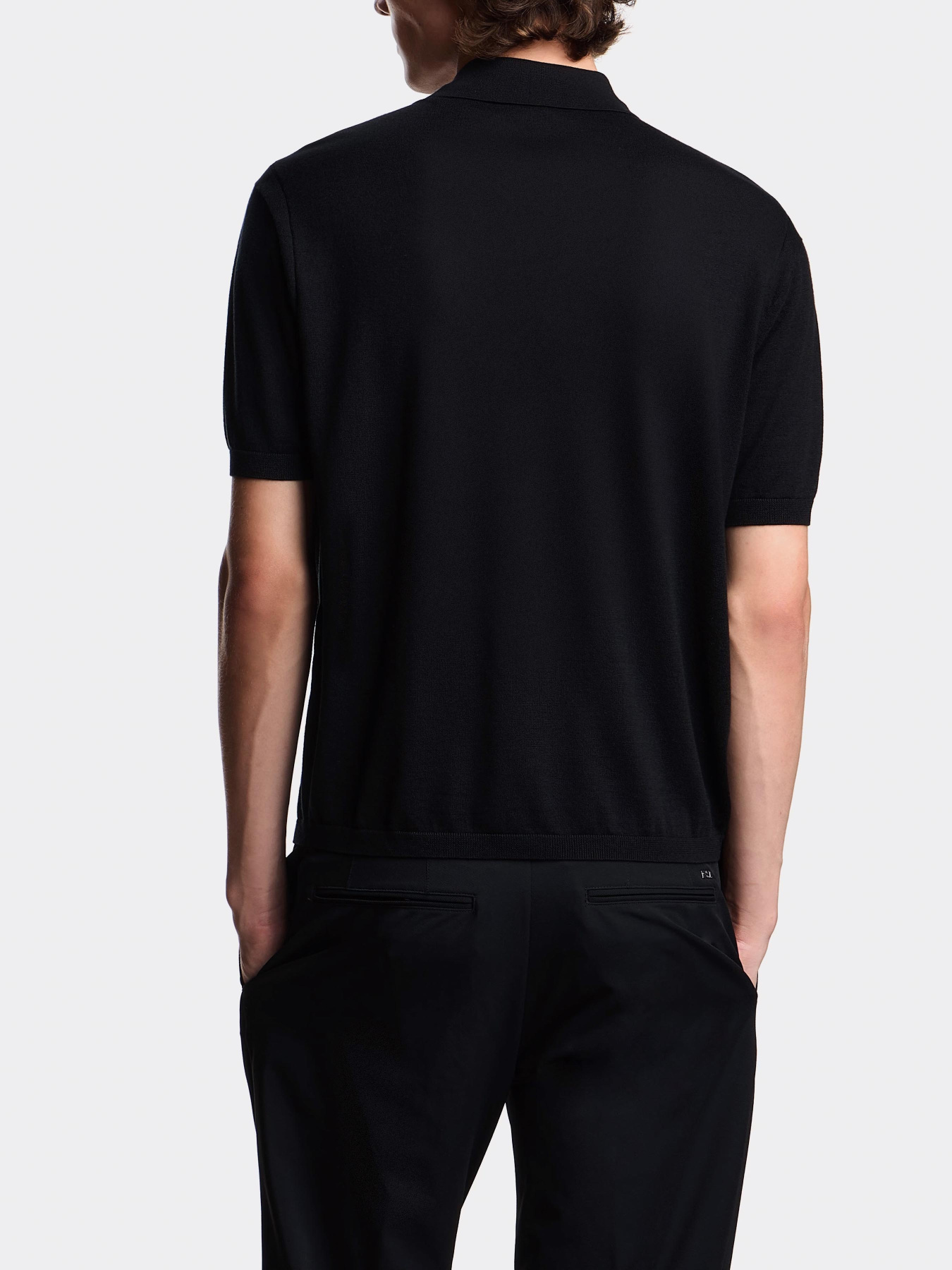 Футболки і поло Emporio Armani модель EM003383-AF18995-UC001 Футболки і поло Emporio Armani модель EM003383-AF18995-UC001 Фото