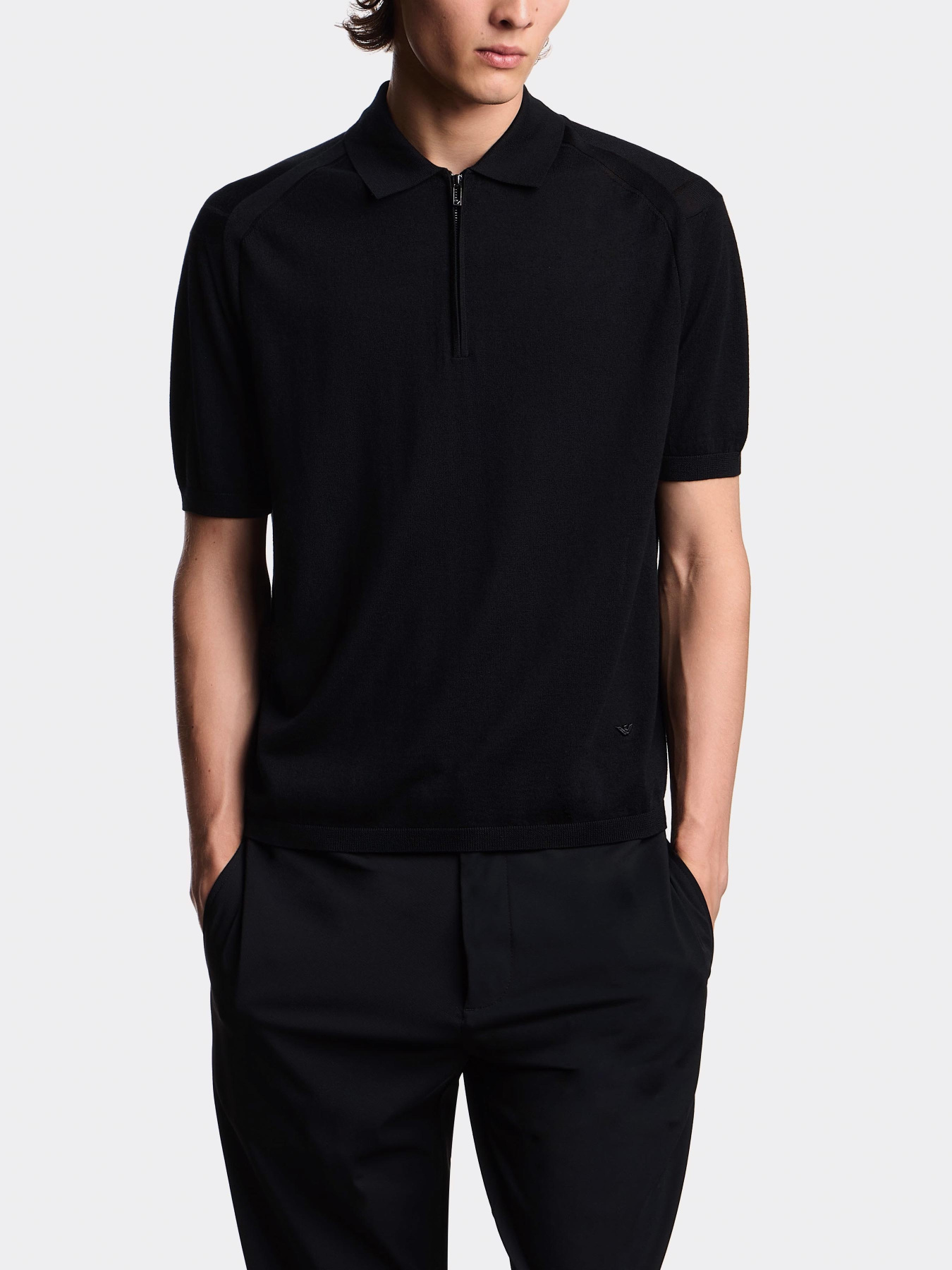 Футболки і поло Emporio Armani модель EM003383-AF18995-UC001 Футболки і поло Emporio Armani модель EM003383-AF18995-UC001 Фото