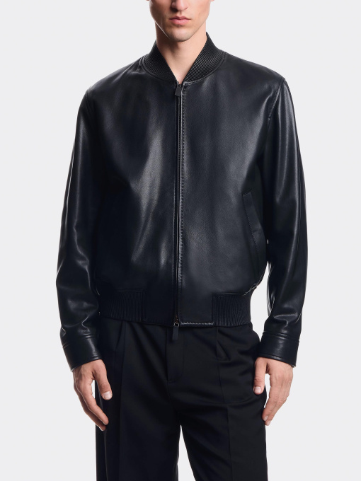 Куртки и дубленки Emporio Armani модель EM003538-AF19283-UC001 Фото
