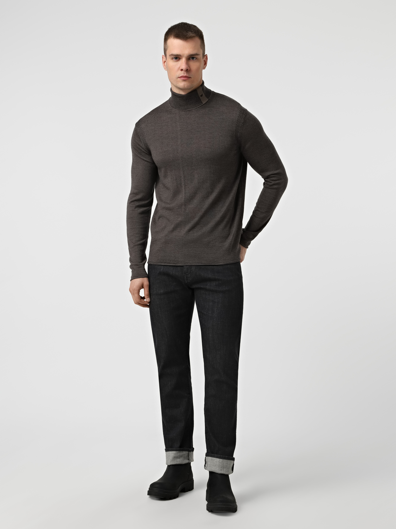 Свитры и кардиганы Emporio Armani модель EM002025-AF14195-F6124 Фото