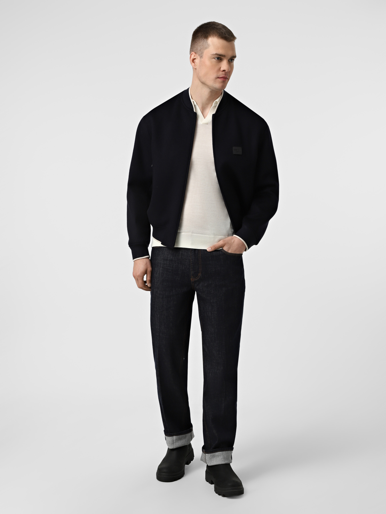 Свитры и кардиганы Emporio Armani модель EM002479-AF19543-U1060 Фото