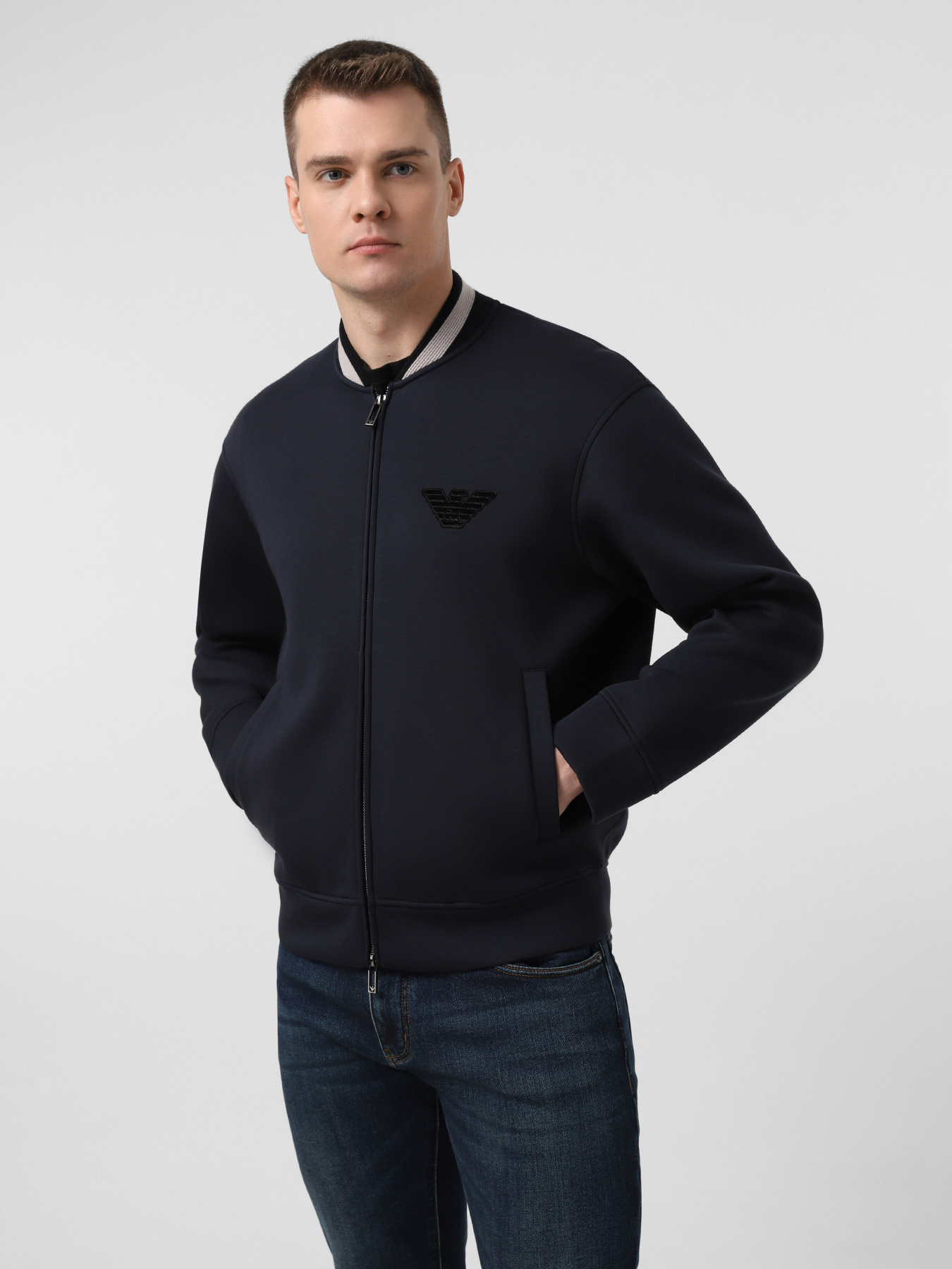 Куртки и дубленки Emporio Armani модель EM002877-AF17545-UB118 Куртки и дубленки Emporio Armani модель EM002877-AF17545-UB118 Фото