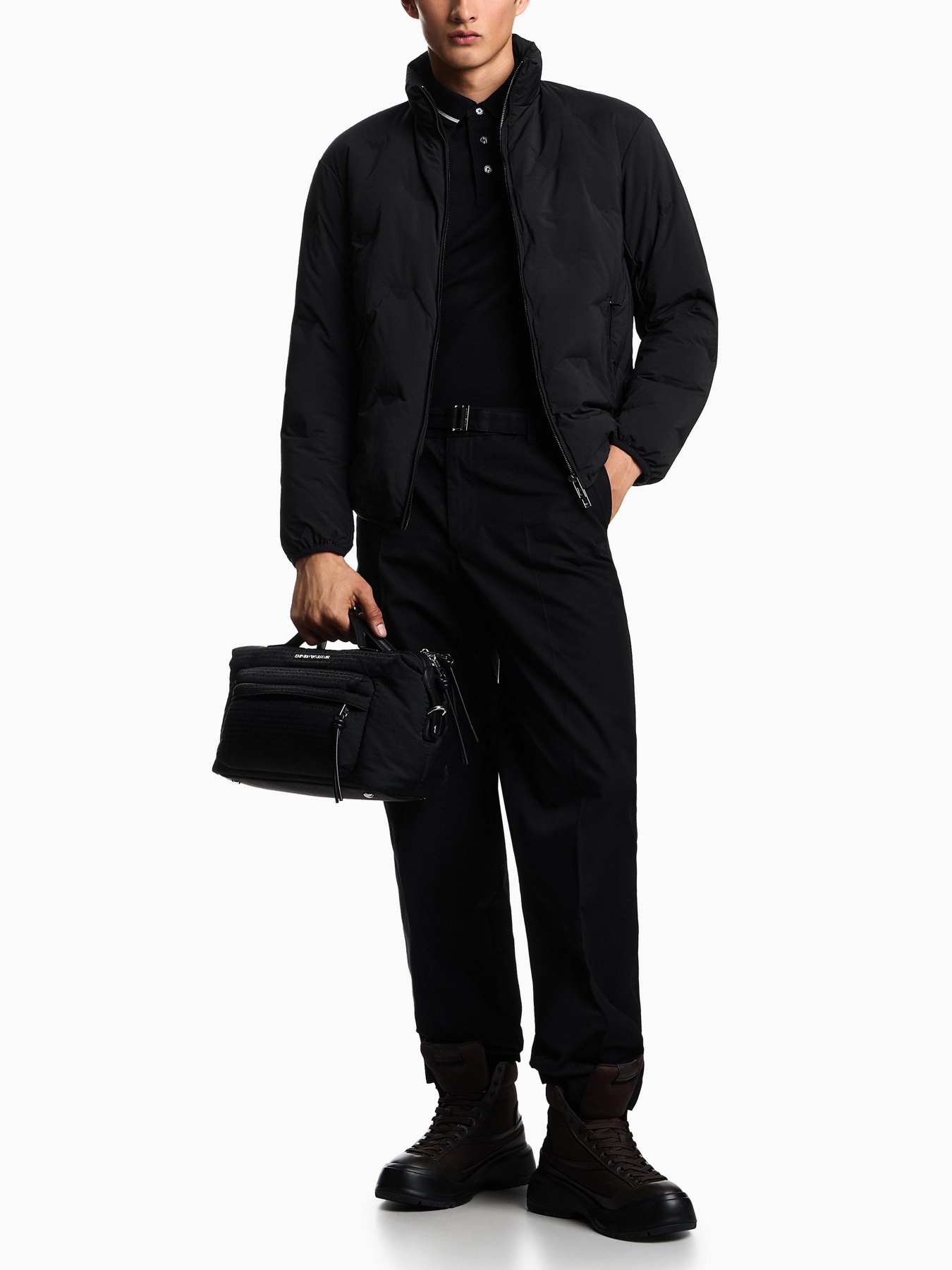 Куртки та дублянки Emporio Armani модель EM003045-AF18232-UC001 Фото