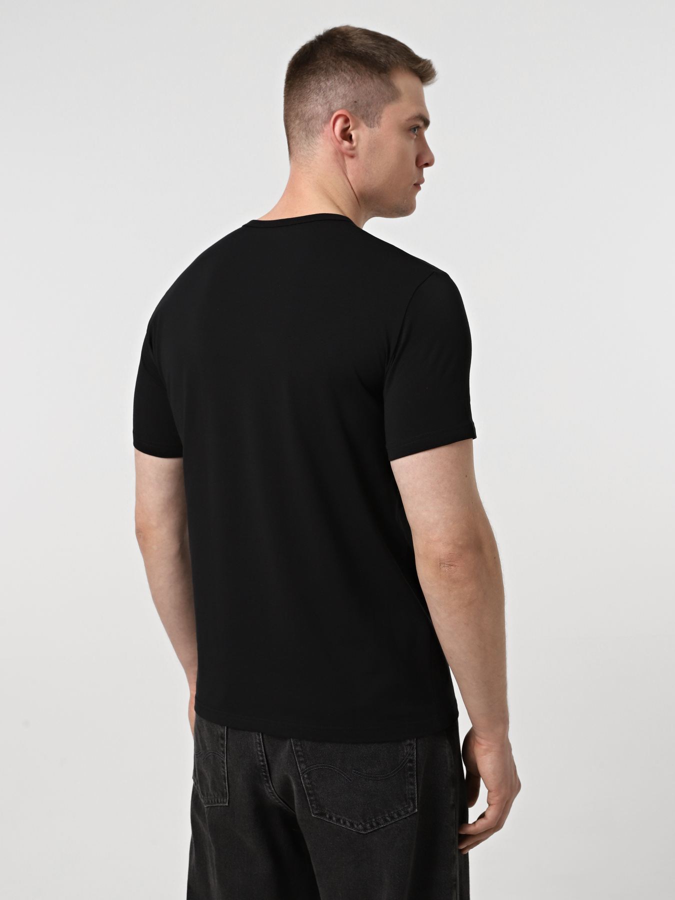 Футболки і поло Emporio Armani модель EM000391-AF10779-MC108 Футболки і поло Emporio Armani модель EM000391-AF10779-MC108 Фото
