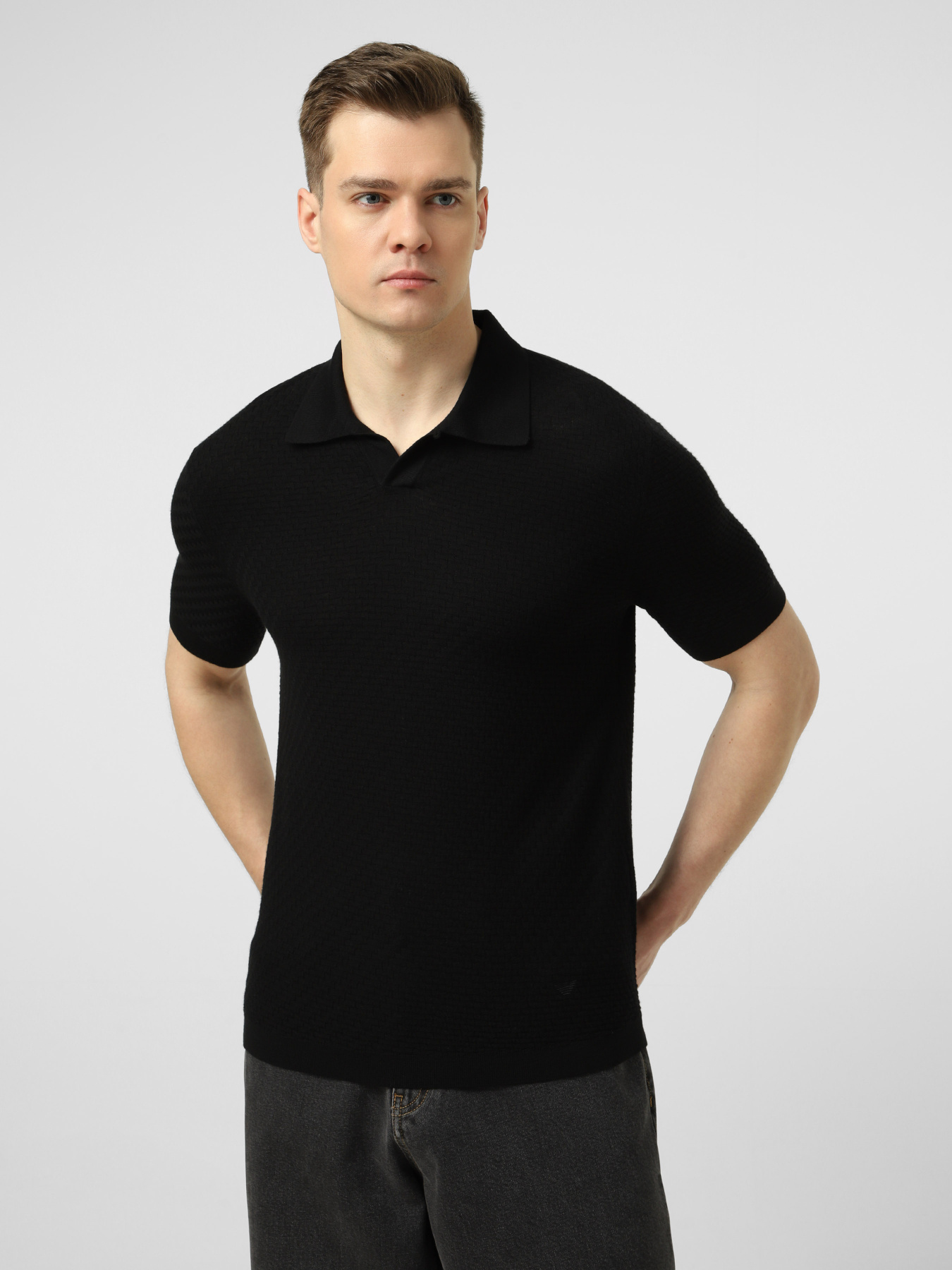 Футболки і поло Emporio Armani модель EM004312-AF23757-UC001 Футболки і поло Emporio Armani модель EM004312-AF23757-UC001 Фото