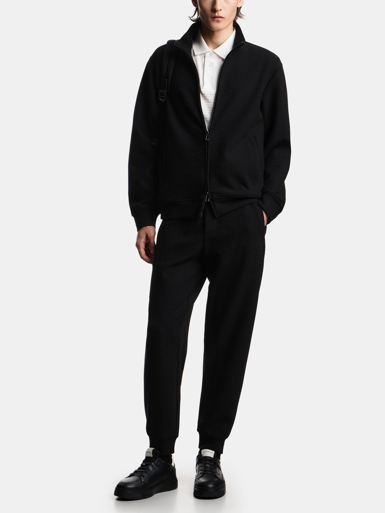 Брюки Emporio Armani модель EM004535-AF13700-FC293 Брюки Emporio Armani модель EM004535-AF13700-FC293 Фото