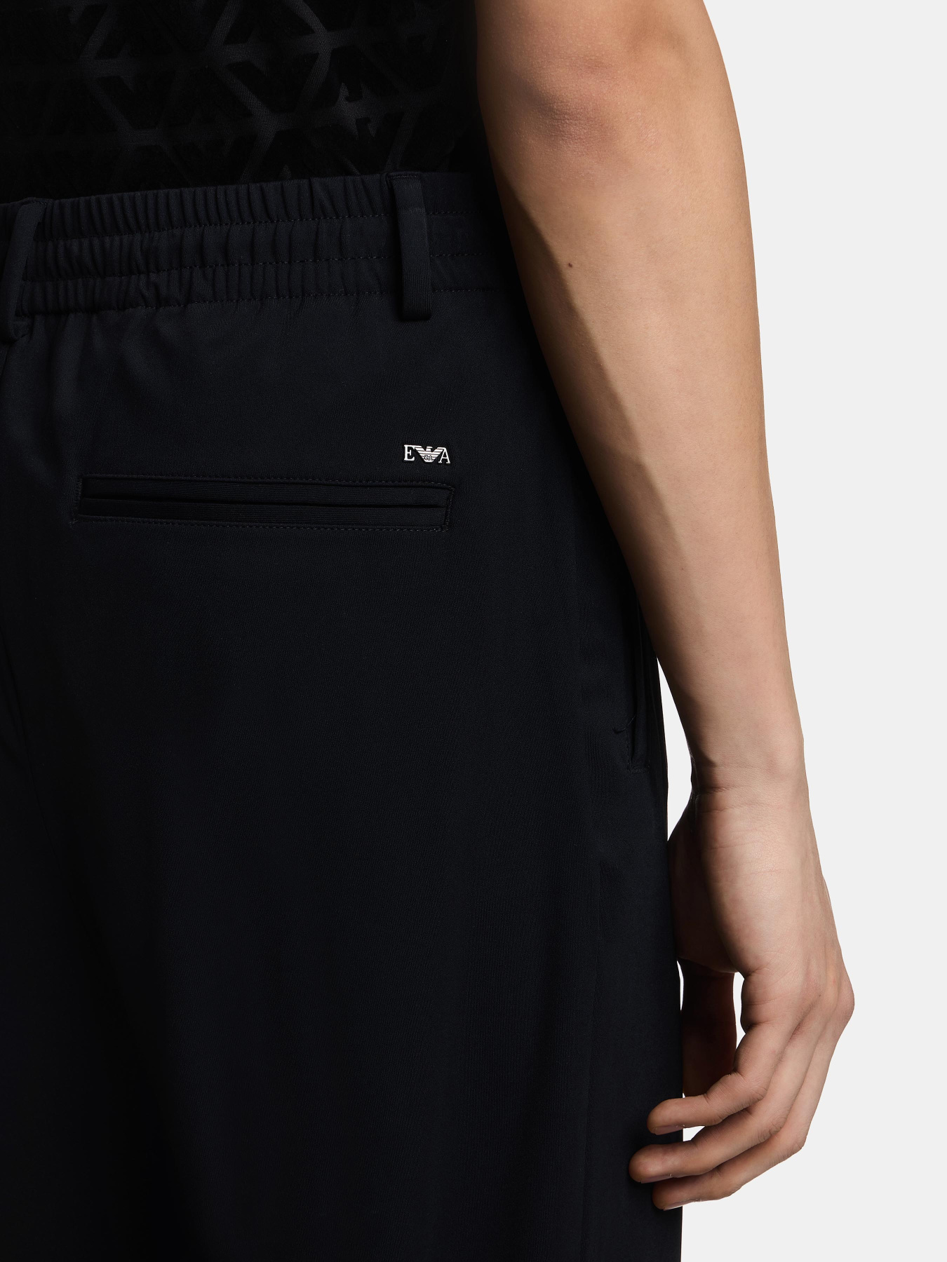 Штани Emporio Armani модель EM004906-AF23435-UB118 Штани Emporio Armani модель EM004906-AF23435-UB118 Фото