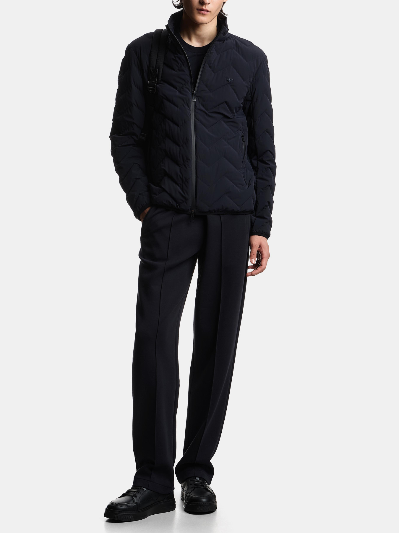 Куртки та дублянки Emporio Armani модель EM004947-AF18499-UB118 Куртки та дублянки Emporio Armani модель EM004947-AF18499-UB118 Фото