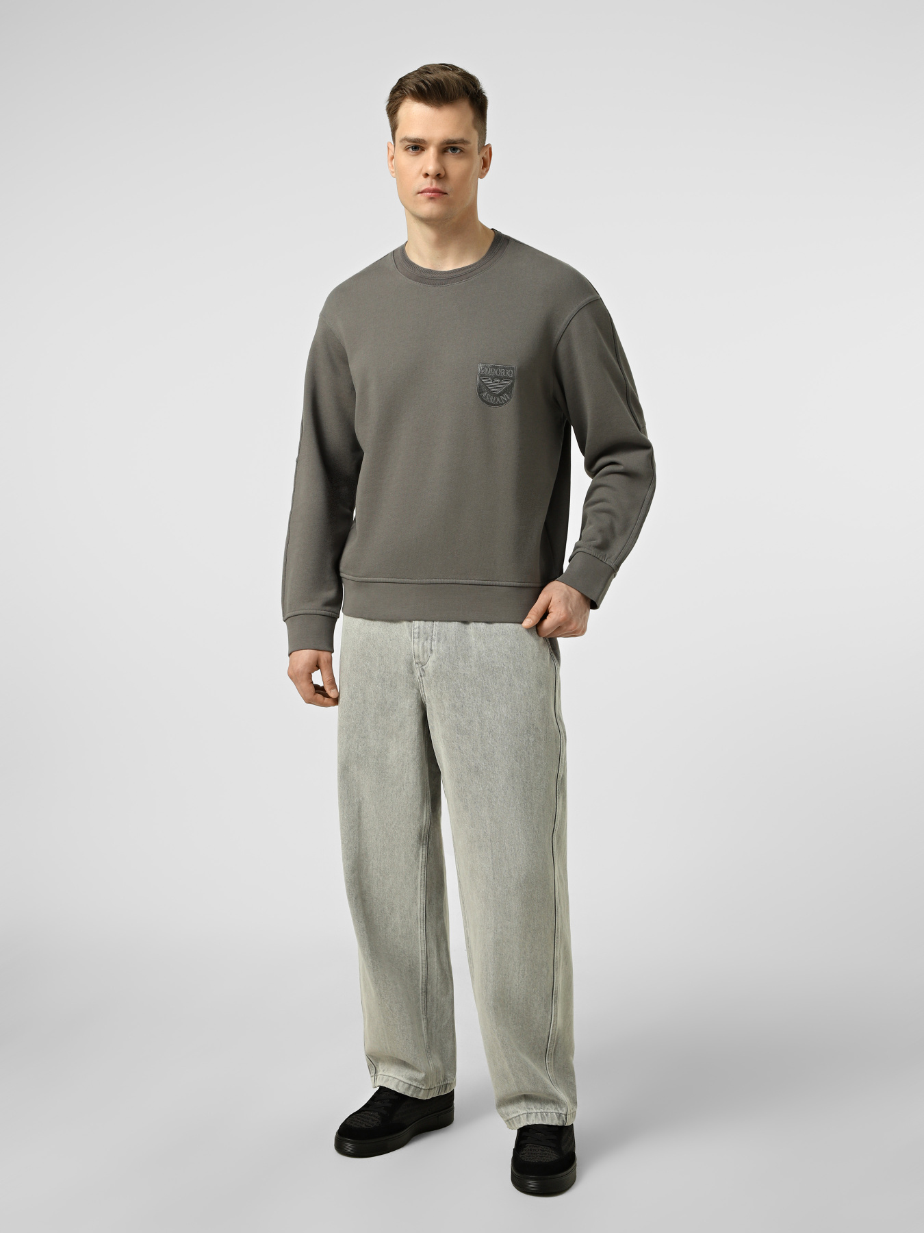 Худи и свитшоты Emporio Armani модель EM005311-AF13713-U8090 Худи и свитшоты Emporio Armani модель EM005311-AF13713-U8090 Фото