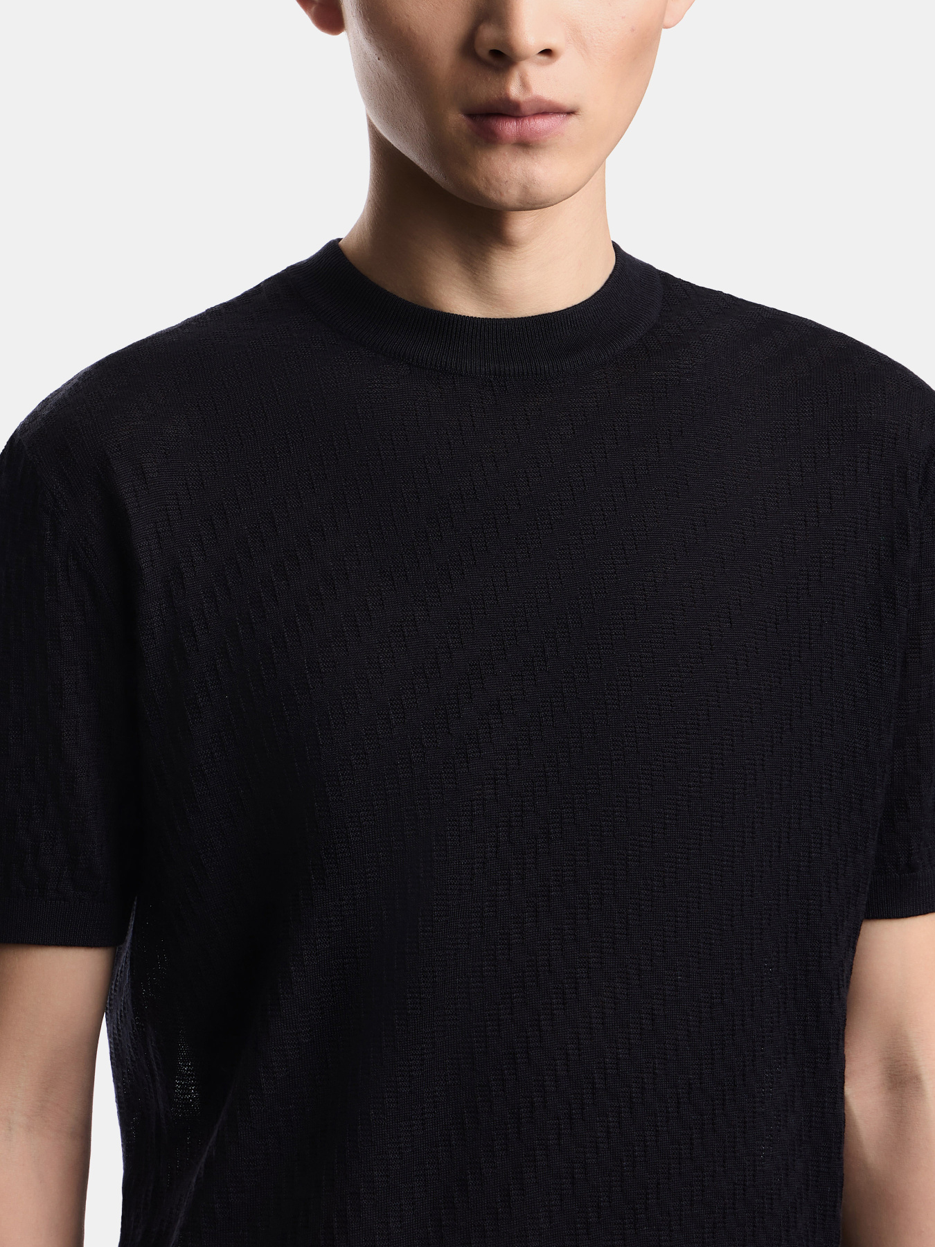 Свитры и кардиганы Emporio Armani модель EM004741-AF24573-UB109 Фото