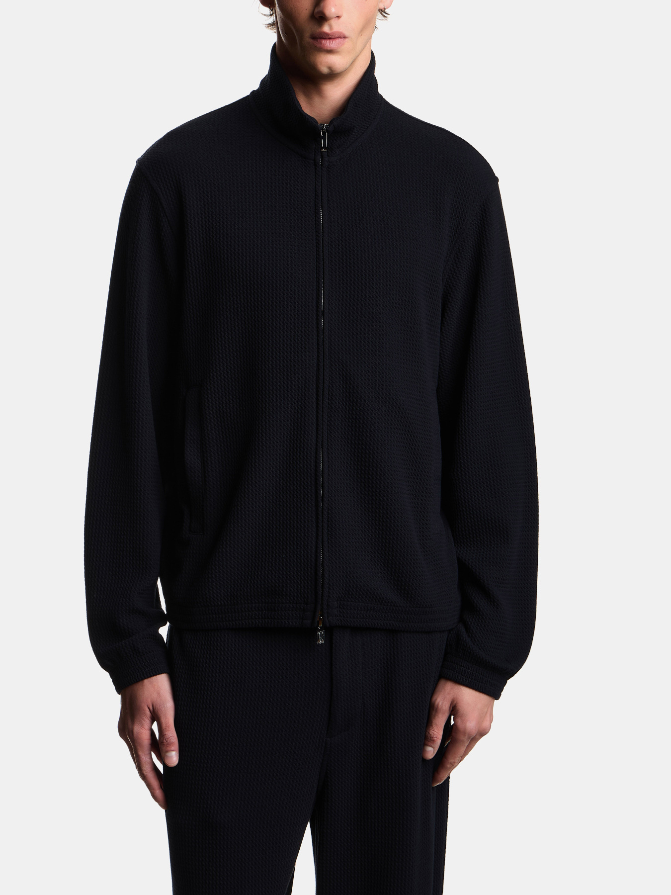 Худи и свитшоты Emporio Armani модель EM005042-AF23623-UB118 Худи и свитшоты Emporio Armani модель EM005042-AF23623-UB118 Фото