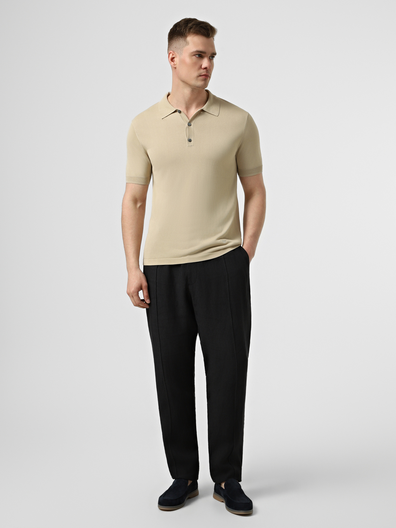 Футболки і поло Emporio Armani модель EM005709-AF25741-U6158 Фото