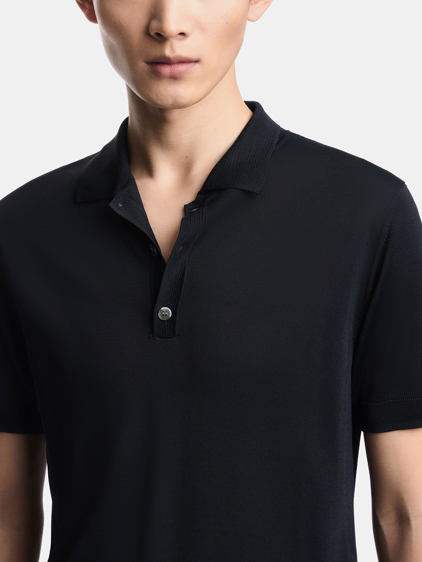 Футболки і поло Emporio Armani модель EM005709-AF25741-UB109 Фото