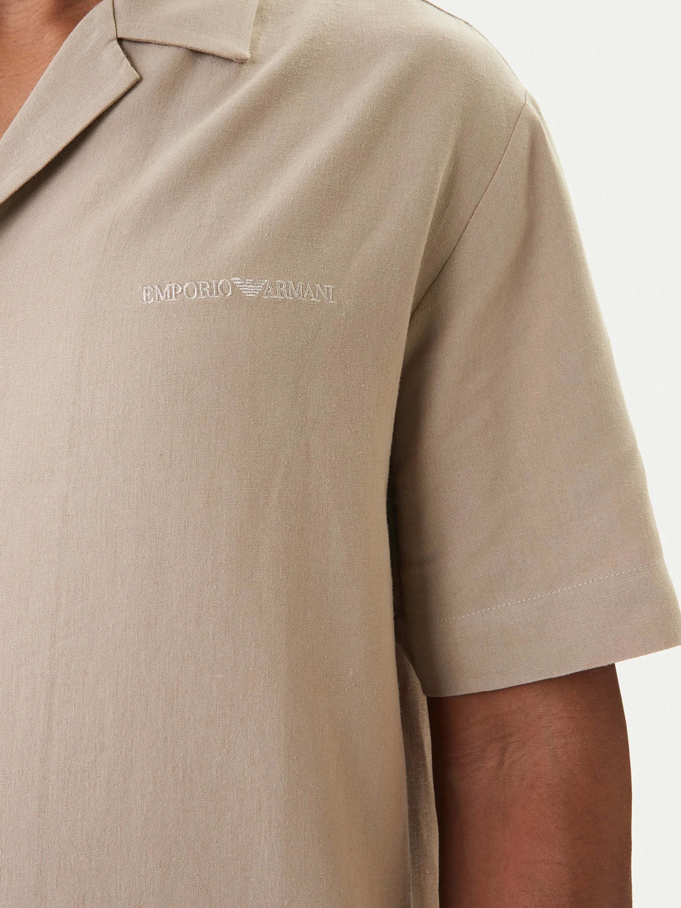 Рубашки Emporio Armani модель EM000593-AF20590-U6213 Фото