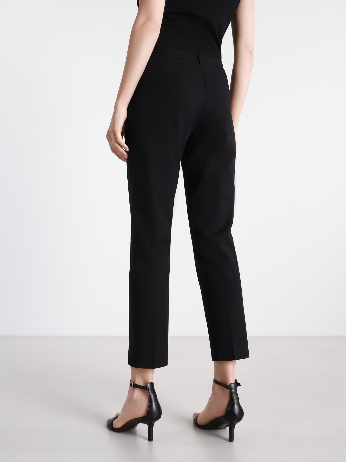 Штани Emporio Armani модель 3K2P63-2NYSZ-0926 Фото