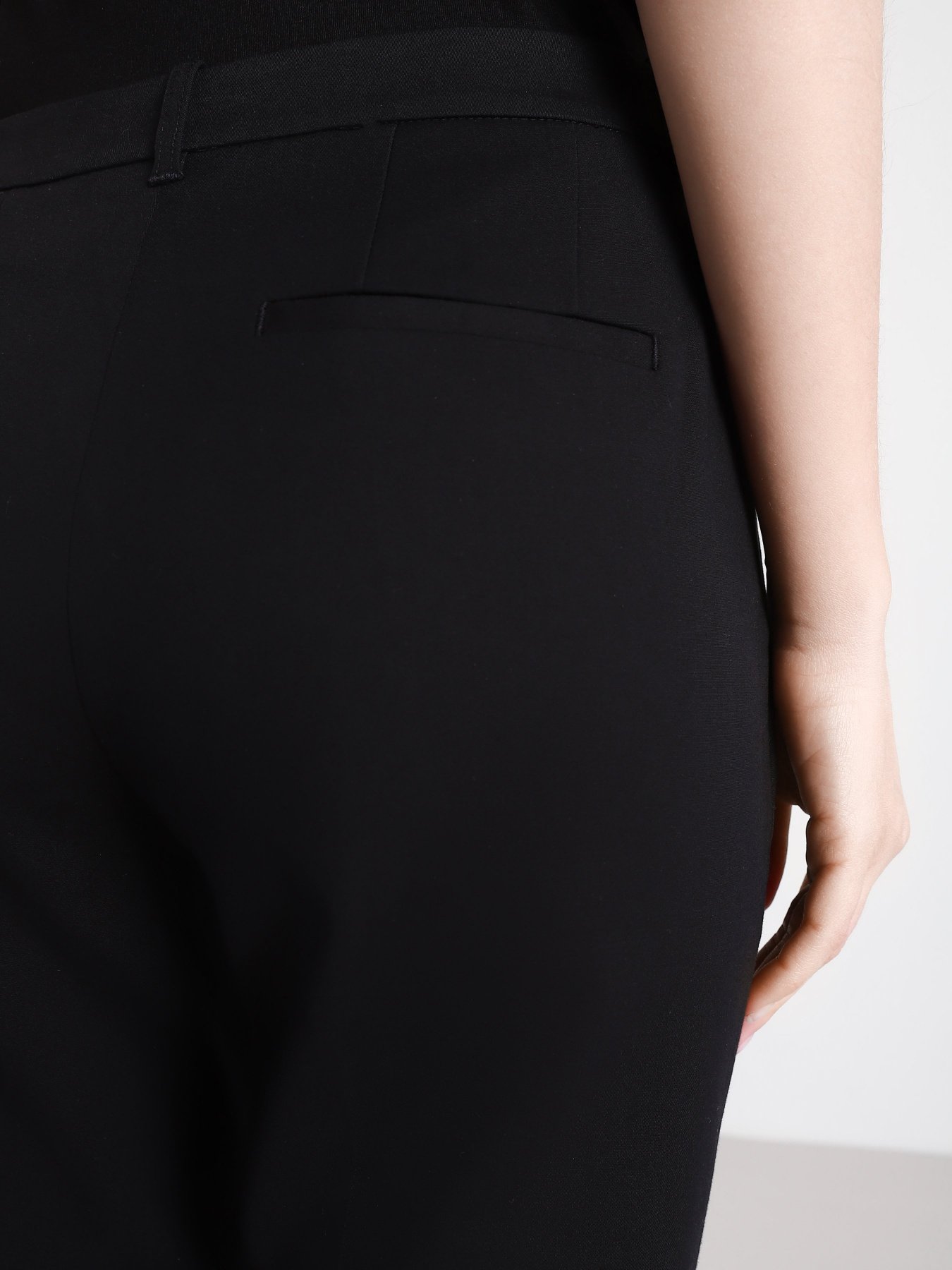 Штани Emporio Armani модель 3K2P63-2NYSZ-0926 Фото