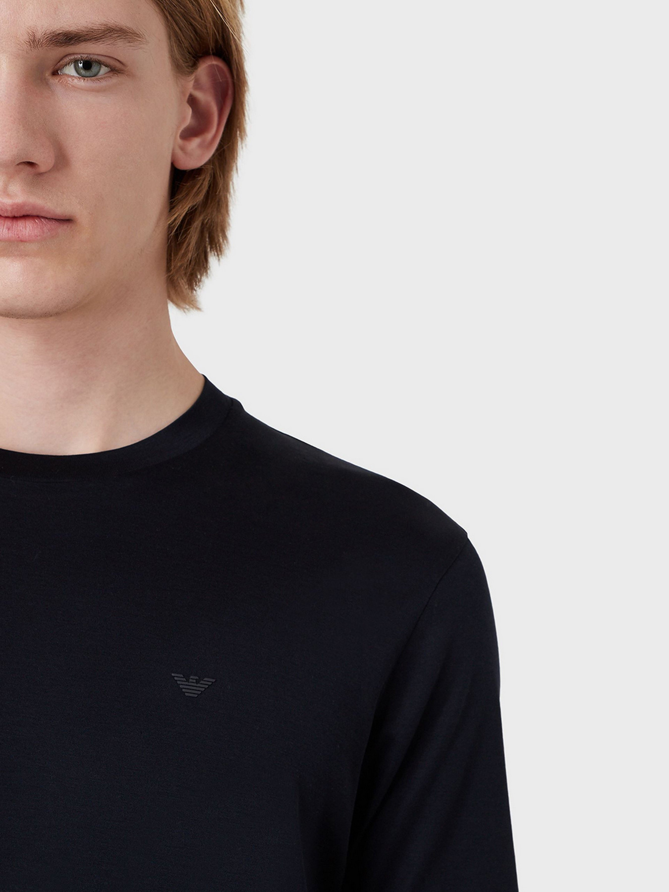 Футболки і поло Emporio Armani модель 6K1TS2-1JUVZ-0920 Футболки і поло Emporio Armani модель 6K1TS2-1JUVZ-0920 Фото