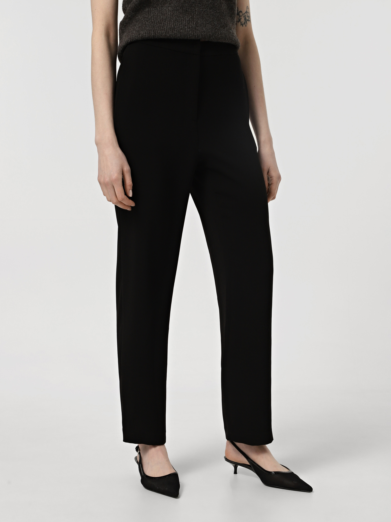 Штани Emporio Armani модель 6K2P65-2NJKZ-0999 Штани Emporio Armani модель 6K2P65-2NJKZ-0999 Фото