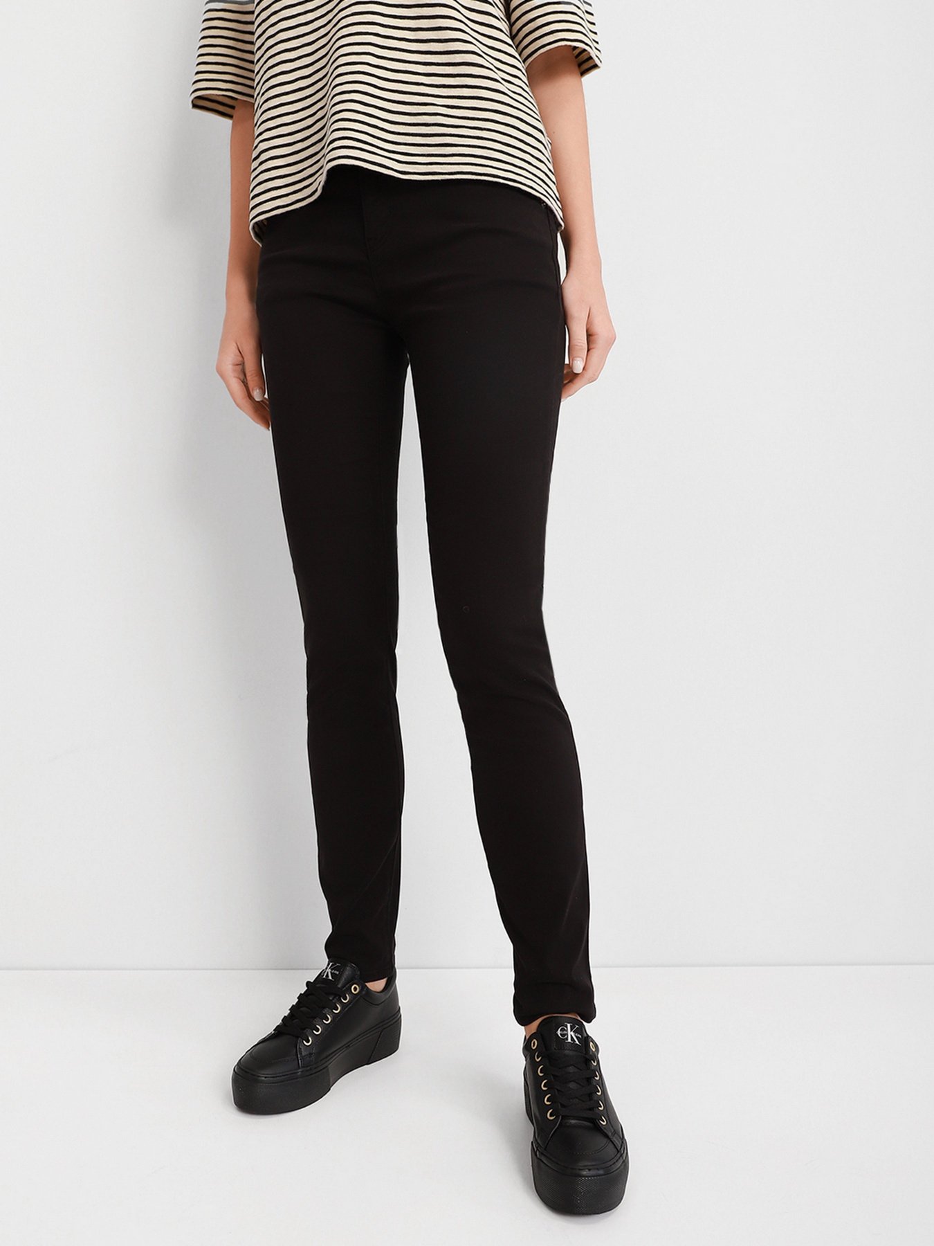 Джинси Emporio Armani Super Skinny модель 6K2J23-2N81Z-0999 Фото
