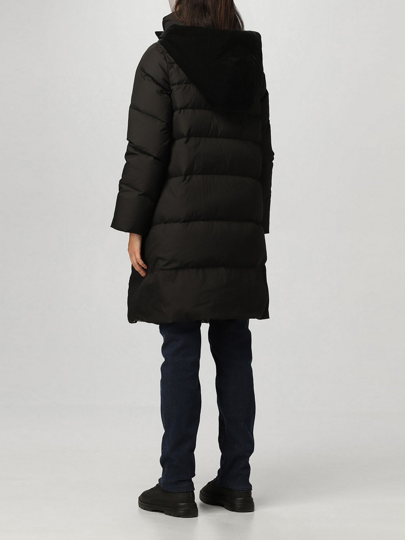 Куртки и дубленки Emporio Armani модель 6K2L68-2NJGZ-0999 Куртки и дубленки Emporio Armani модель 6K2L68-2NJGZ-0999 Фото