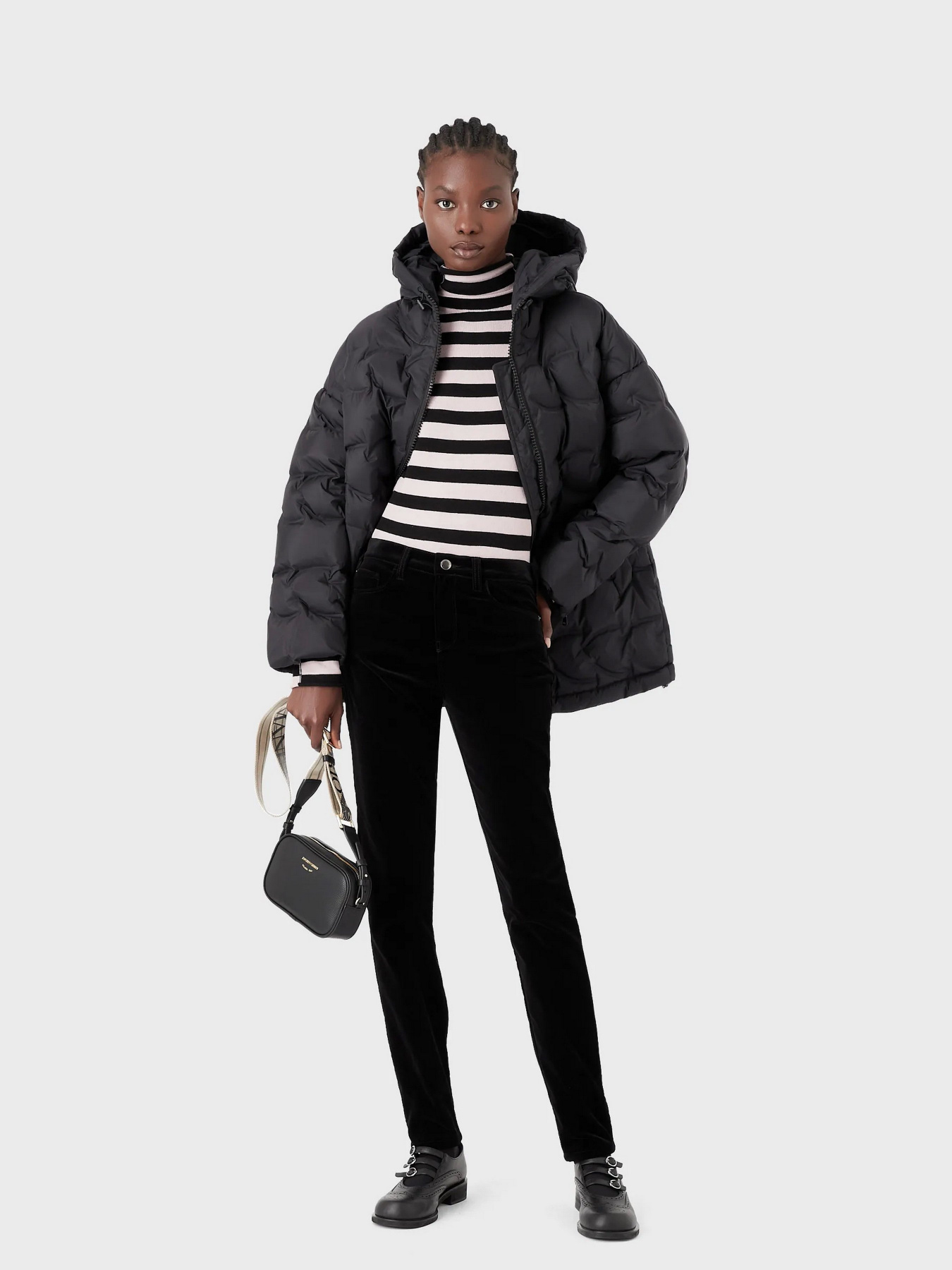 Куртки та дублянки Emporio Armani модель 6L2B87-2NIUZ-0999 Куртки та дублянки Emporio Armani модель 6L2B87-2NIUZ-0999 Фото