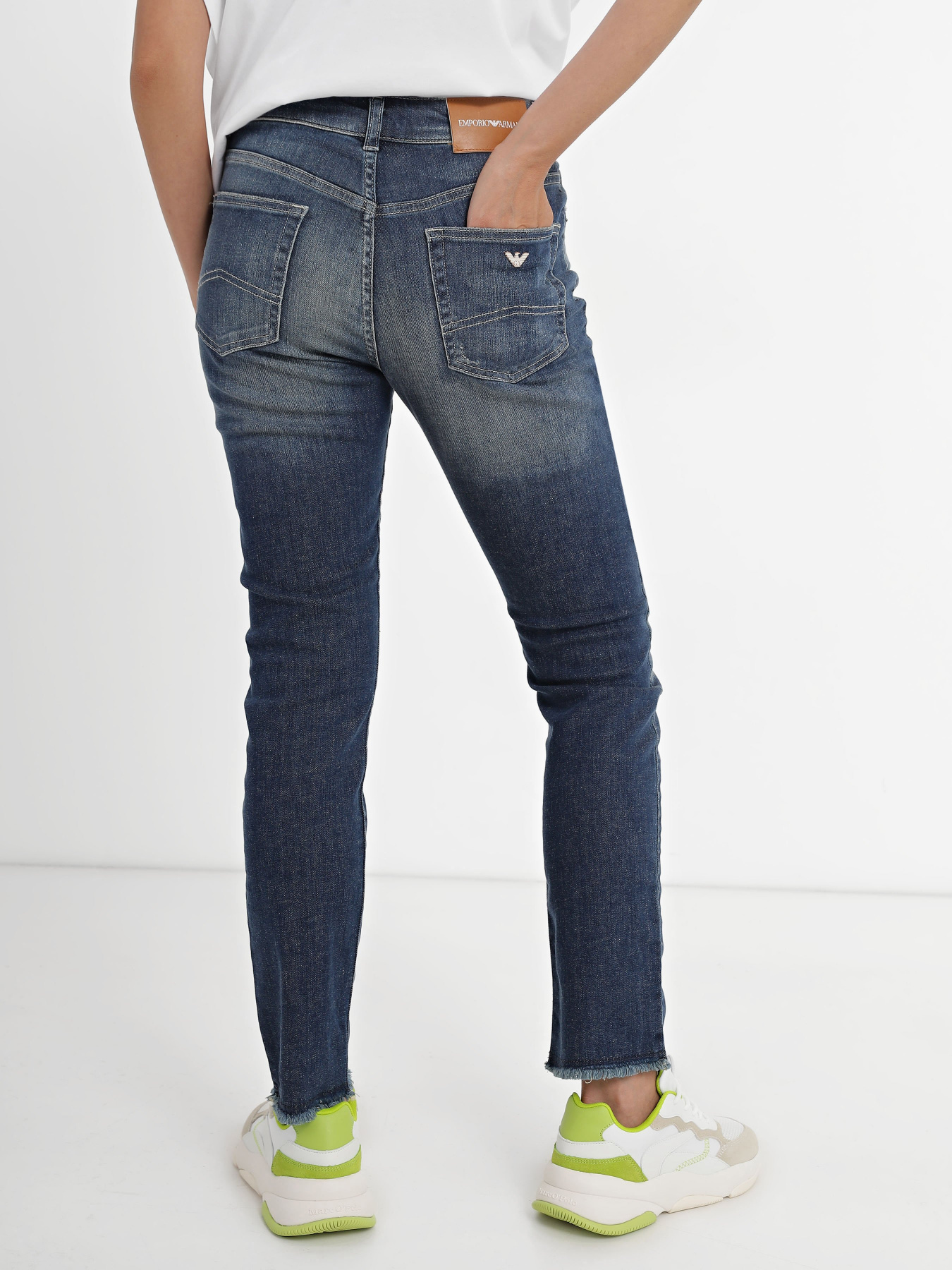 Джинсы Emporio Armani J36 модель 3R2J36-2DX4Z-0941 Джинсы Emporio Armani J36 модель 3R2J36-2DX4Z-0941 Фото