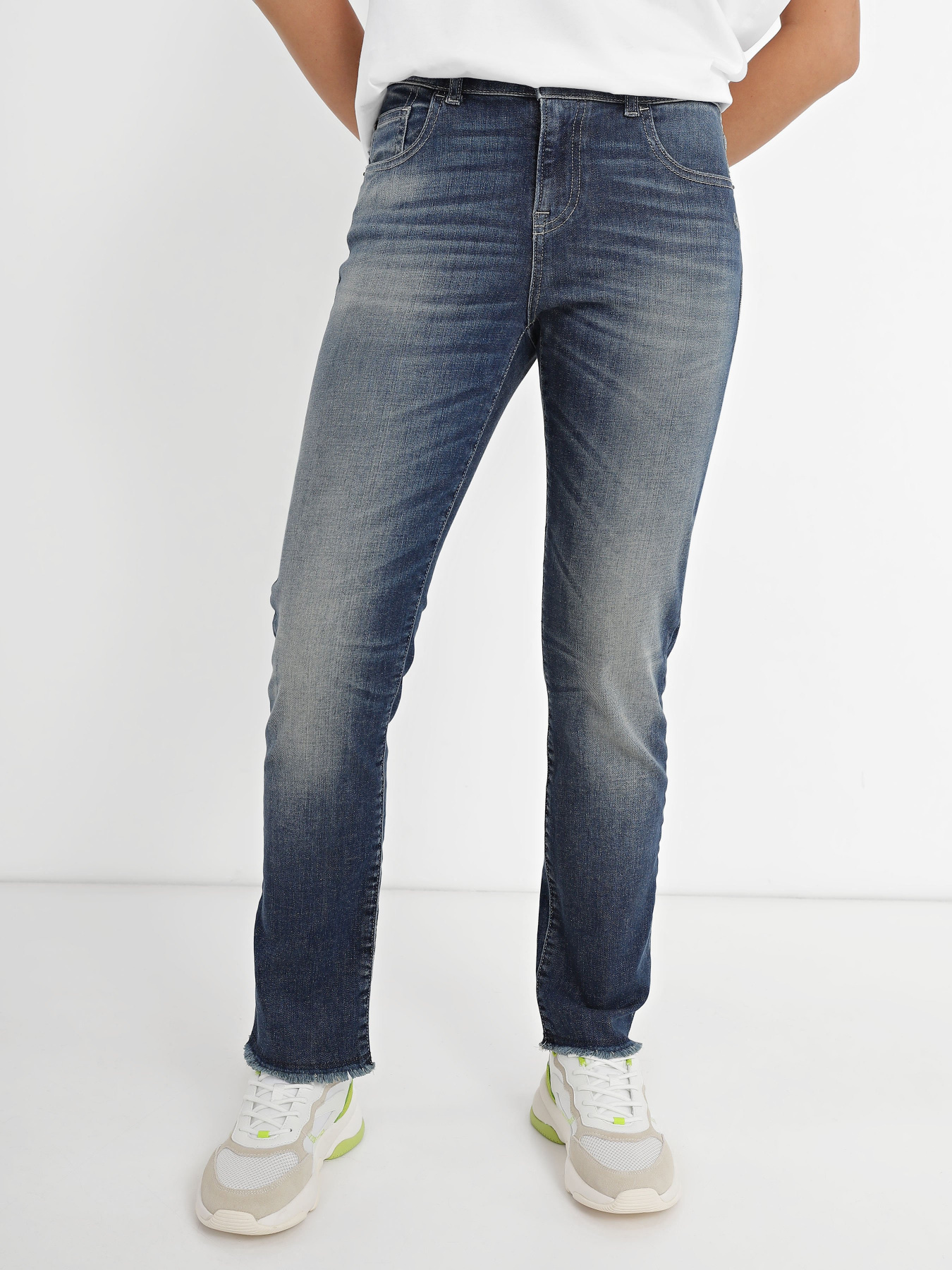Джинсы Emporio Armani J36 модель 3R2J36-2DX4Z-0941 Джинсы Emporio Armani J36 модель 3R2J36-2DX4Z-0941 Фото