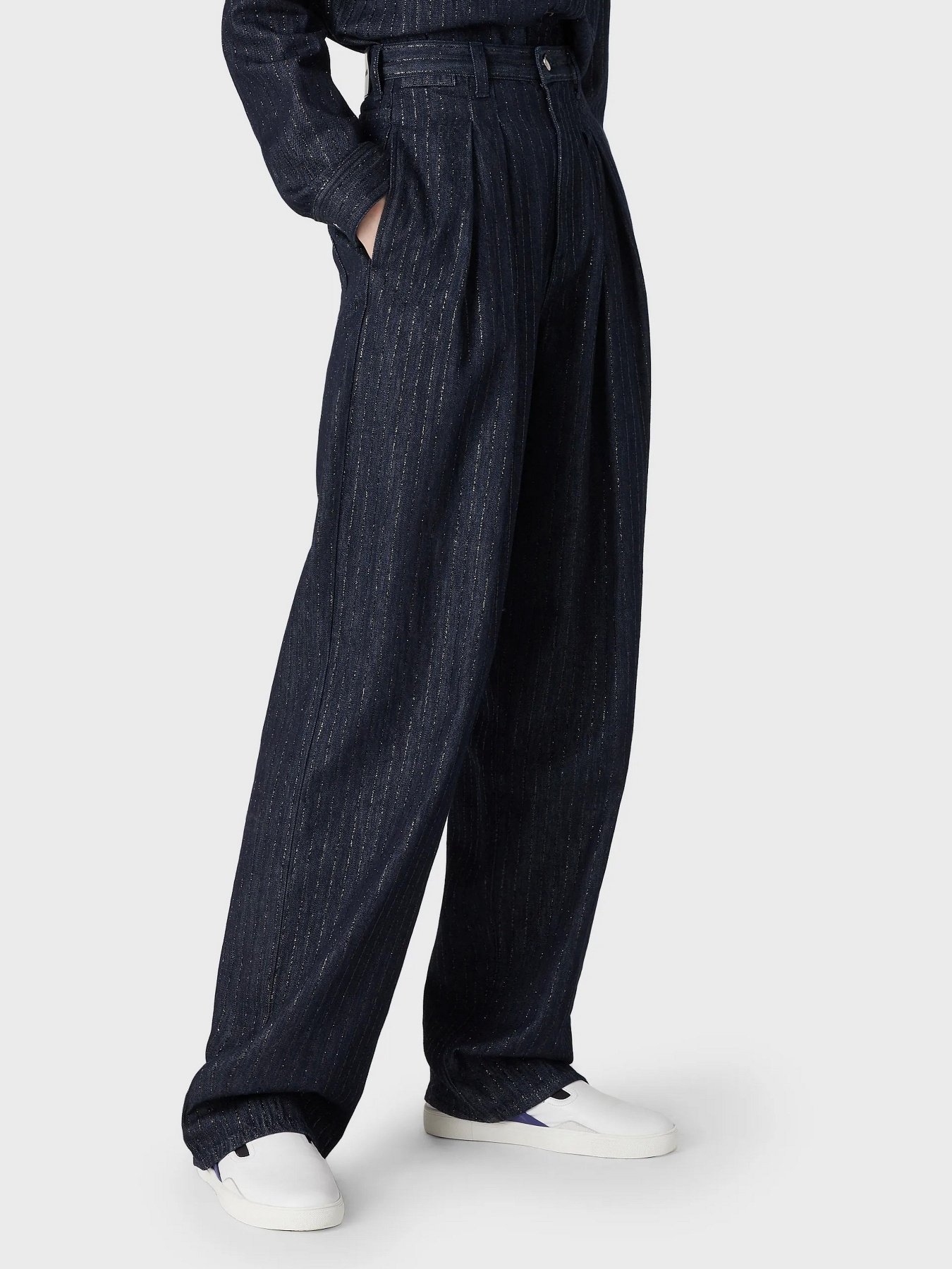 Джинсы Emporio Armani J95 модель 3R2J95-2DX6Z-0941 Джинсы Emporio Armani J95 модель 3R2J95-2DX6Z-0941 Фото