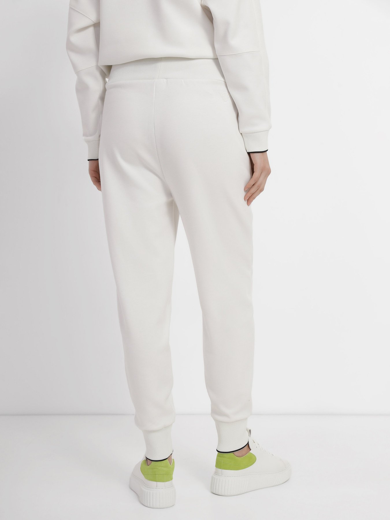 Брюки Emporio Armani модель 3R2P7D-2JRKZ-0101 Фото